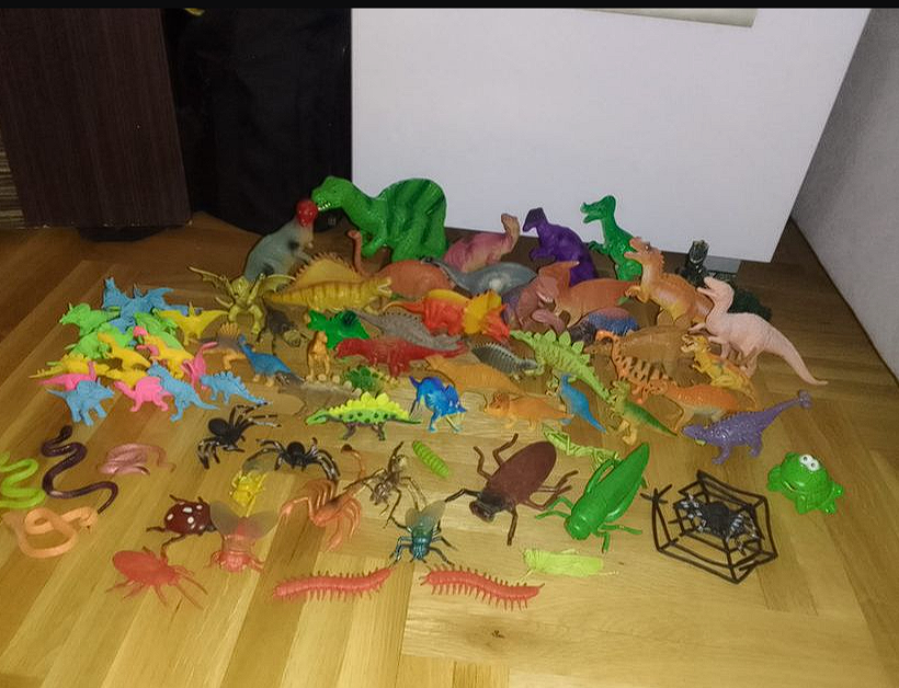 1693736676-Dinosaurusi.png