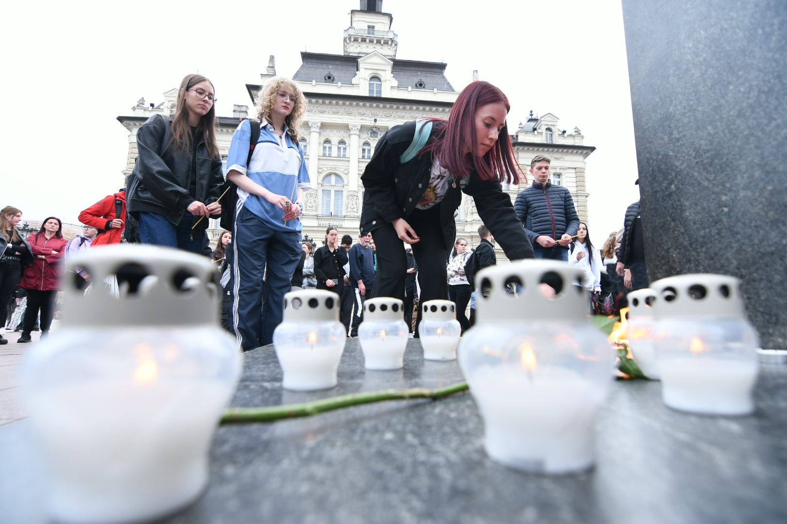 Novi Sad paljenje sveca