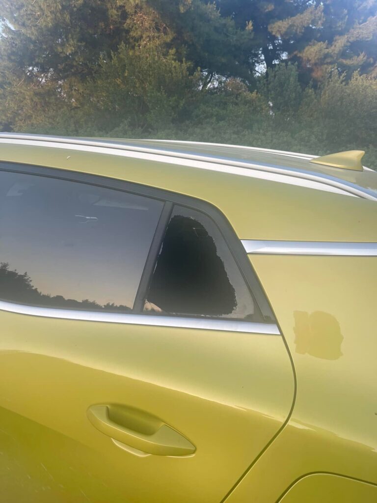 Obijeni automobili u Grckoj, Srbi na meti lopova, privatna arhiva