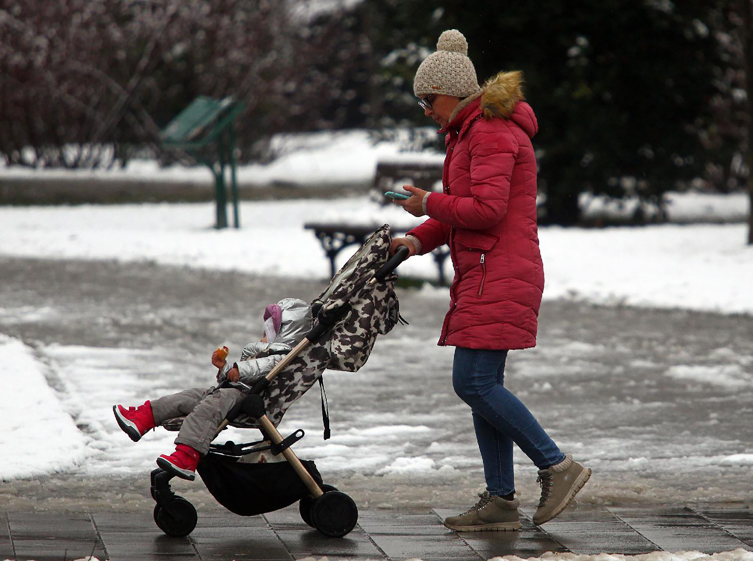 Mesto: Beograd
Datum: Fri Jan 20 14:27:23 CET 2023
Dogadjaj: DRUŠTVO/VREME - u Beogradu je pao prvi sneg
Fotoreporter: Aleksandar Barda
Ličnosti:  
Izvor: FoNet/