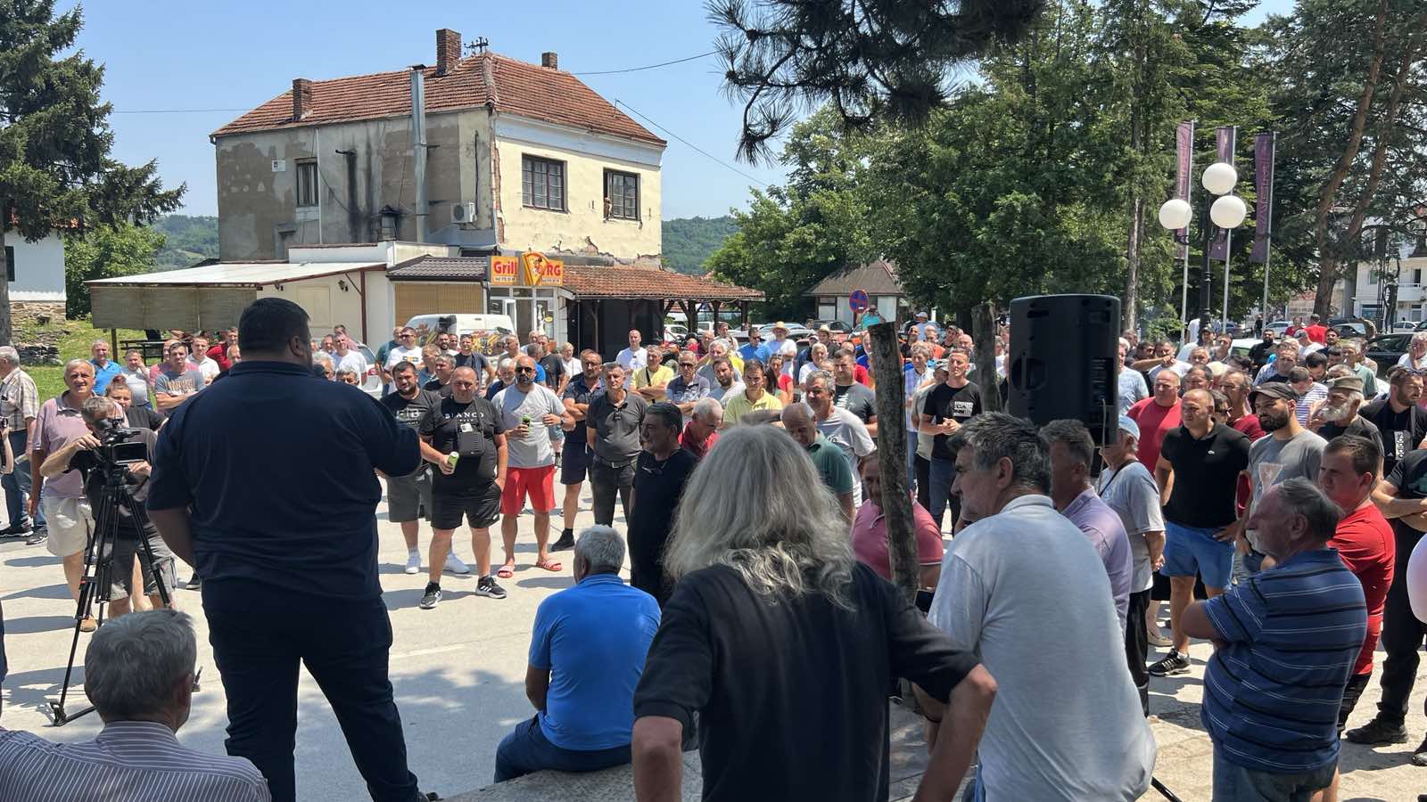 IMG-d8f1be42f900756ecfe66c4607310dca-V