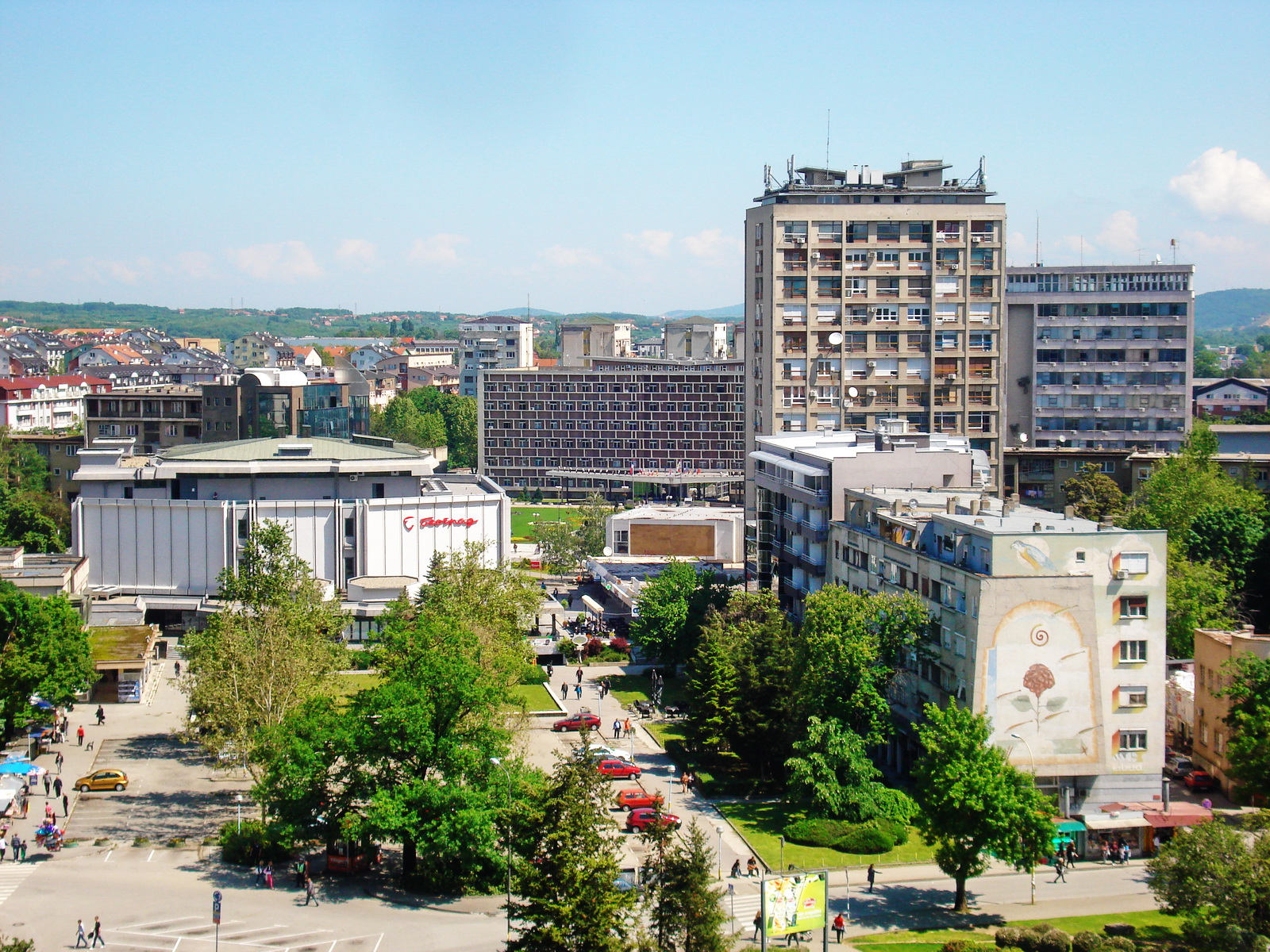 kragujevac, ko pravi zgradu, mora da zasadi drvo