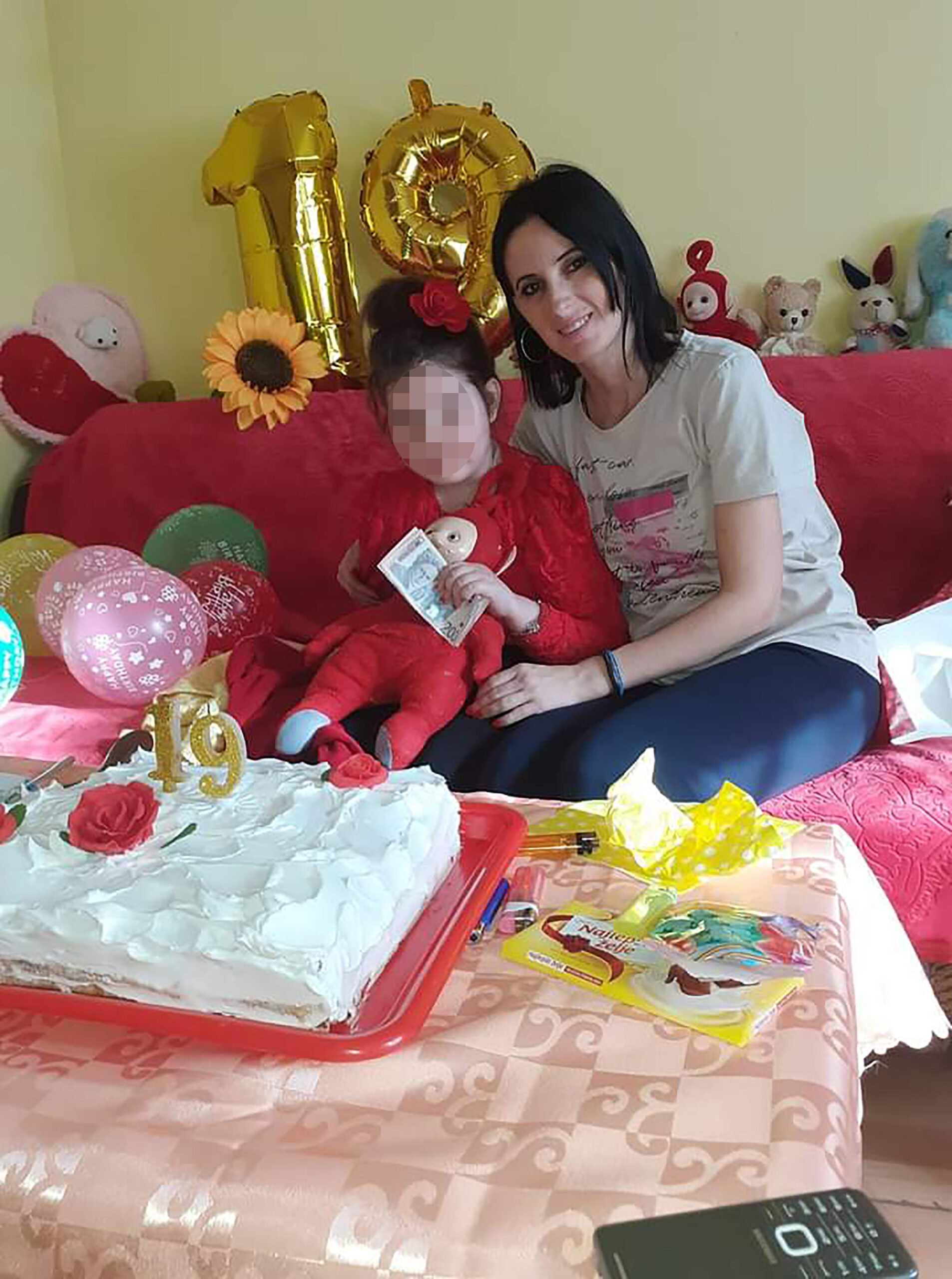 majka preminule Andrijane čije slike zloupotrebljavaju na društvenim mrežama za skupljaju novac, za sonju, lazni instagram profili prevara, pomoc bolesnoj deci