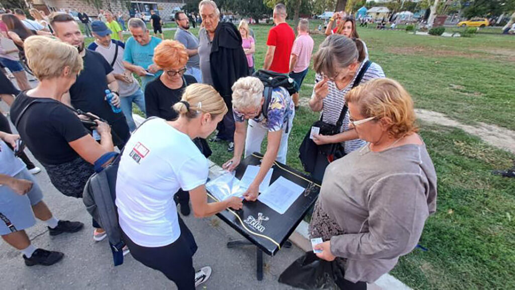 Građani Bačke Palanke ne odustaju – i dalje traže odgovornost posle smrti dečaka