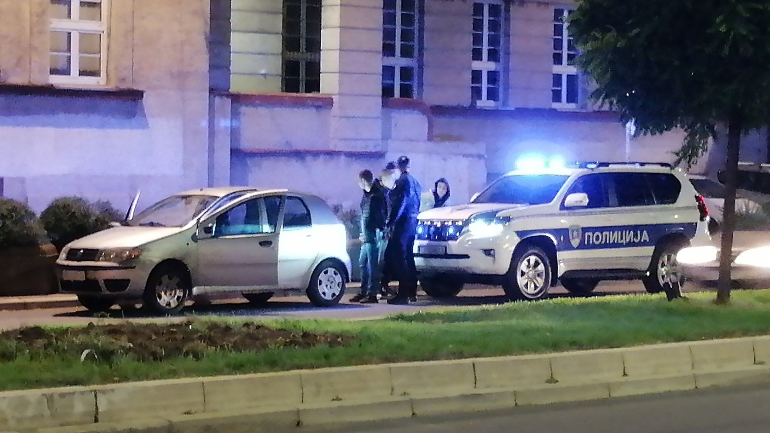 Uhapseni navijaci, hapsenje, policija, ulica Vojislava Ilica