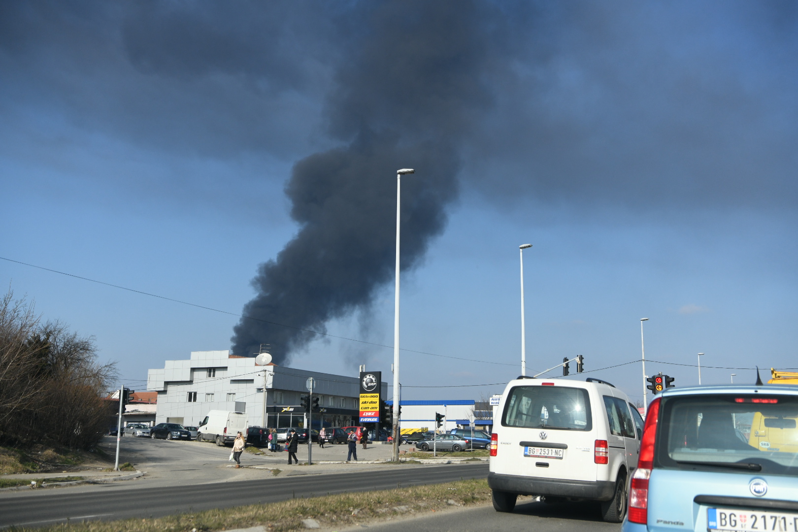 Pozar Galenika prodavnica guma
