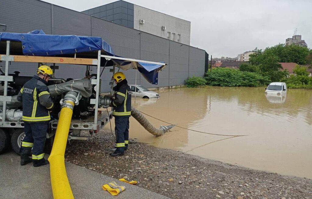 MUP, OMK, Saopstenje,SVS, Poplave