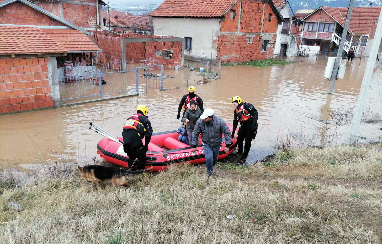 Poplave, spasavanje, specijalistički spasilački timovi