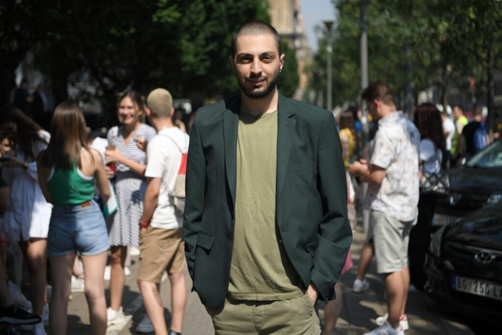 renata vladan  beograd 21.06.2023 protest studenata medicine medicinskog fakulteta ispred zgrade ministarstva zdravlja, vladan trajkovic