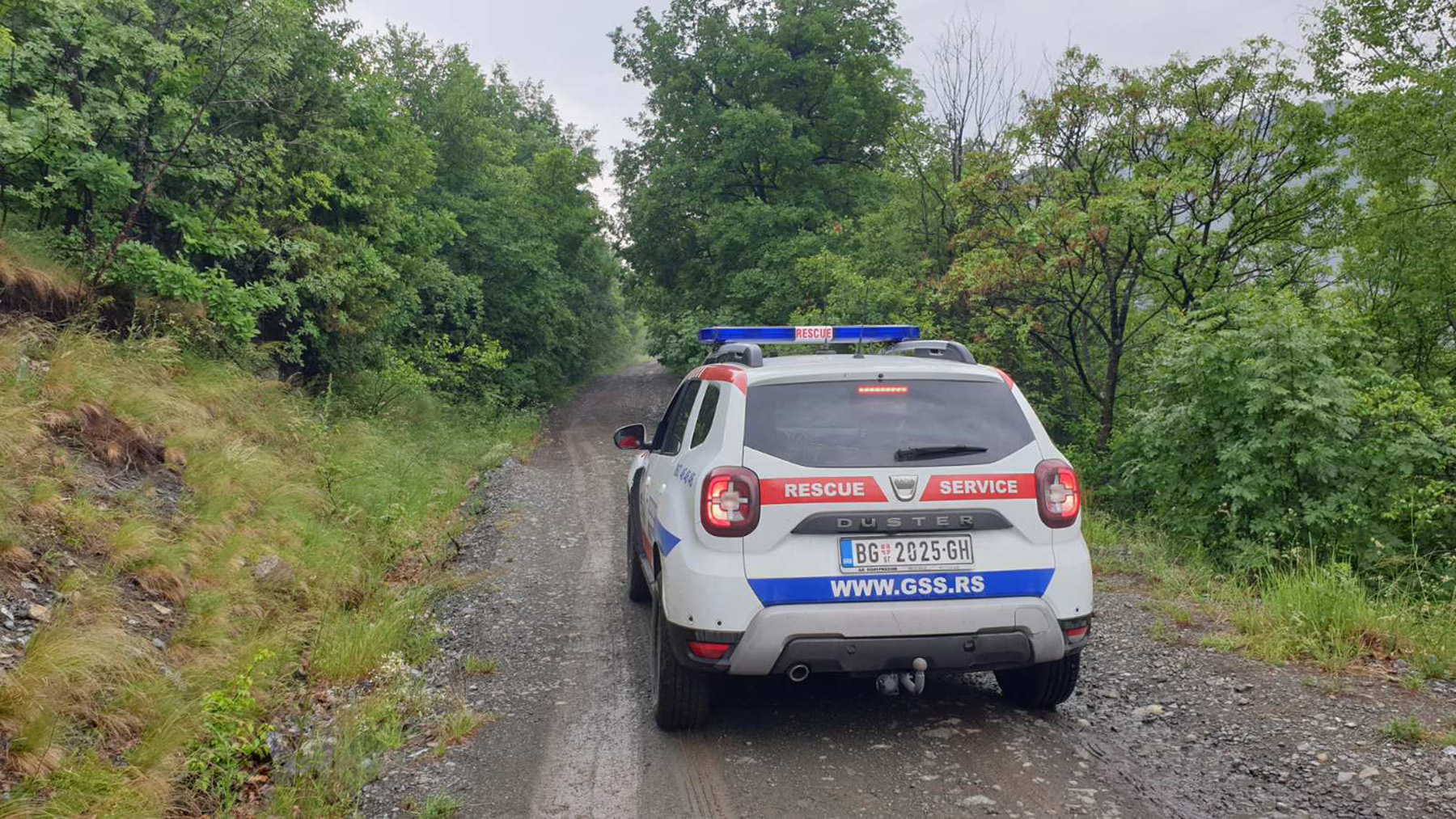 Spasioci krenuli u pomoć izletnicima na Stolovima