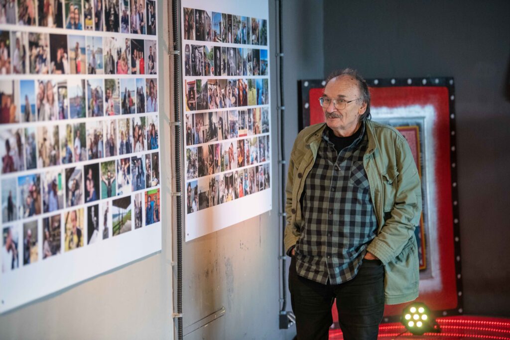 Beograd 08.05.2023. Dorćol Plac, Dorcol Platz, prva godišnjica smrti Veselina Simonovića, Vese Simonovića Foto: Dragan Mujan/Nova.rs