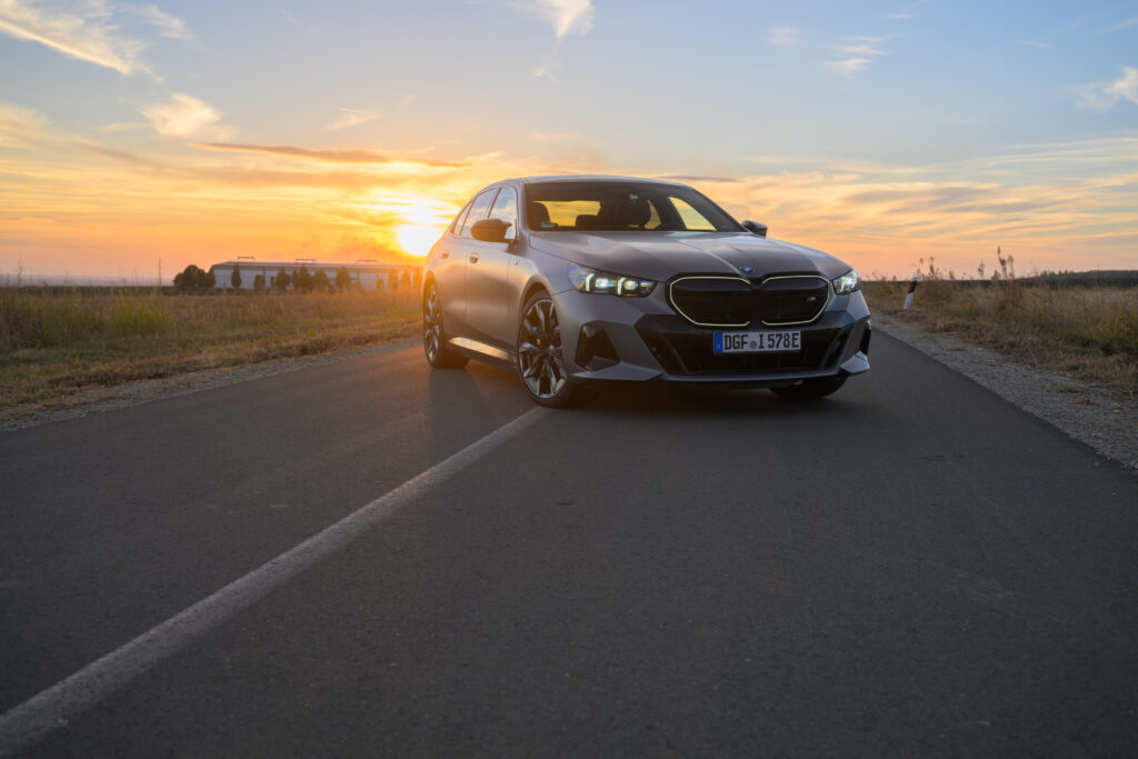 BMW, Promo, a tagovi su : BMW, BMW 5, Serija 5, test