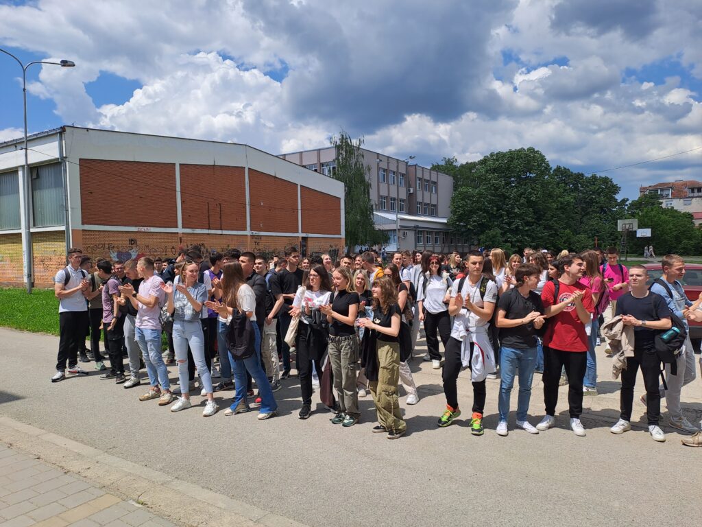 Kraljevo - Protest gimnazijalaca zbog državne mature