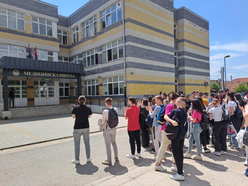 Kraljevo - Protest gimnazijalaca zbog državne mature