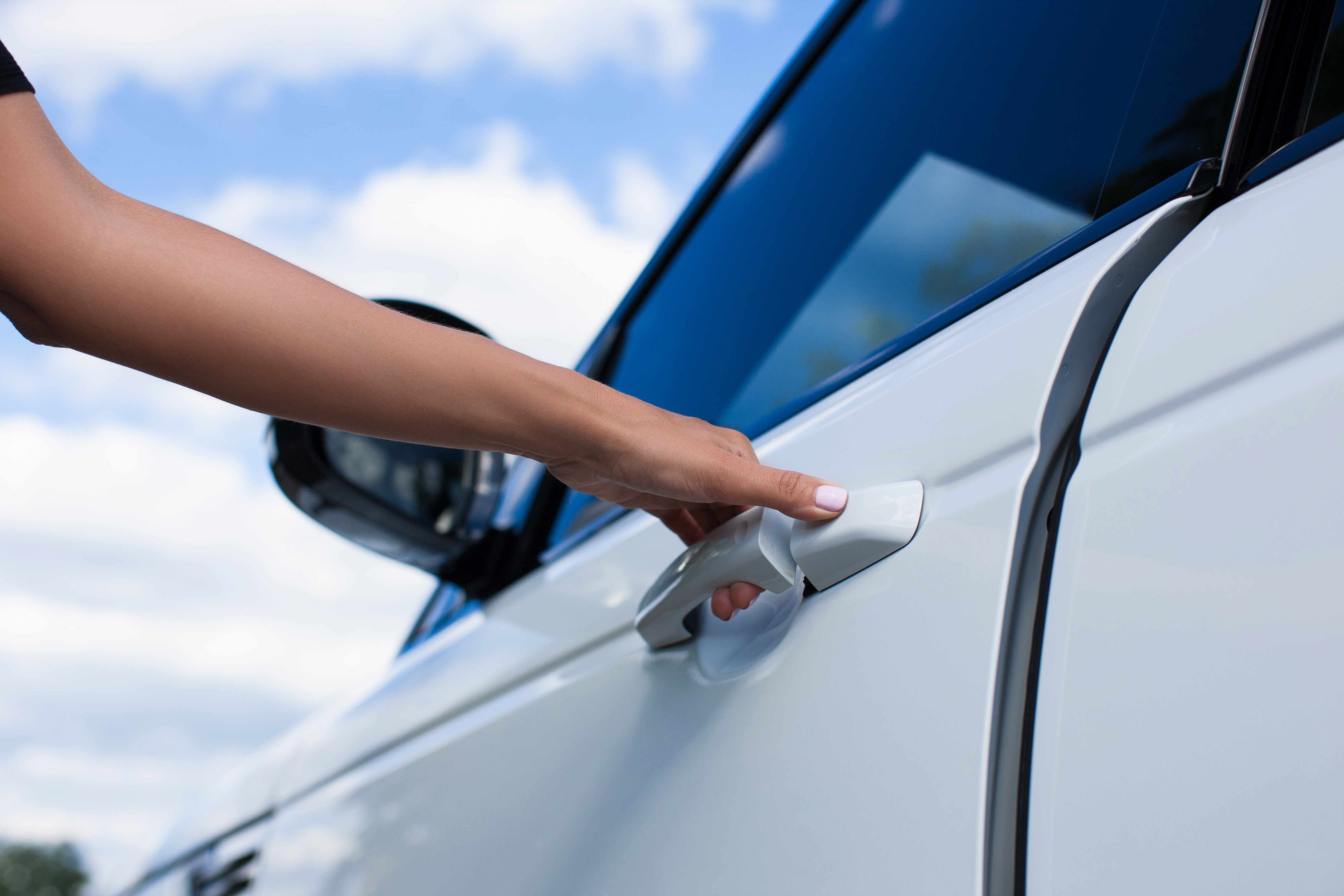 Hand,Open,Door,New,White,Car