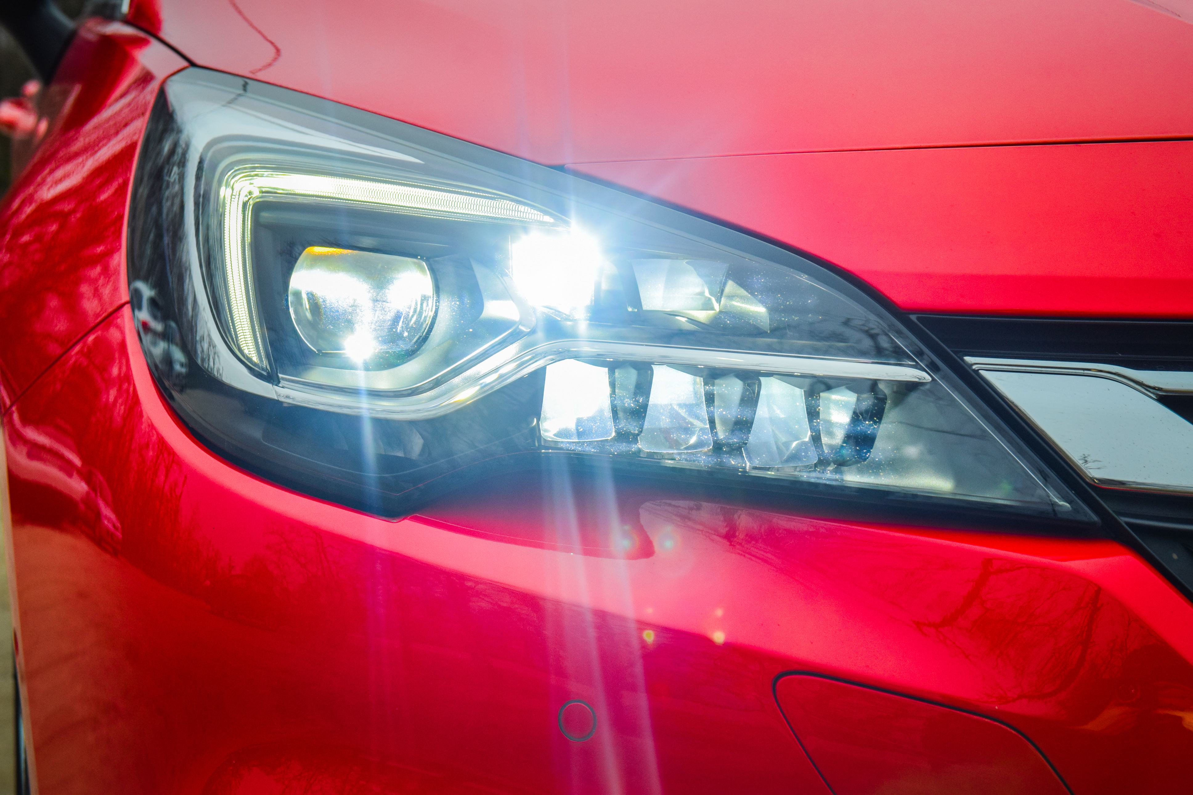 All,Led,Adaptive,Headlight,Of,A,Modern,Car.,Headlight,Consists