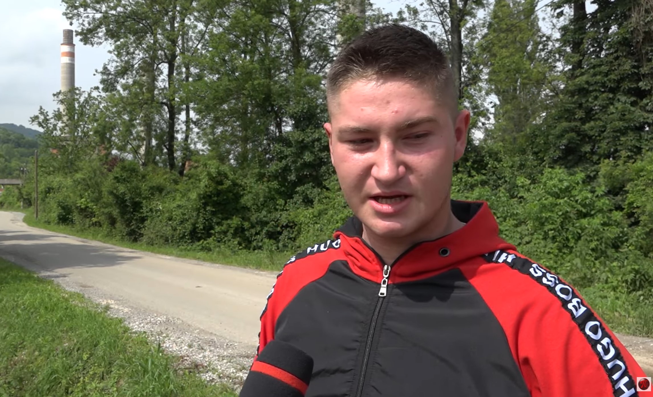 Ilija Milutinović (18), iz Banje Koviljače, koji je u noći između utorka i srede, usled obilnih padavina koje su zadesile loznički kraj, iz nabujalog trbušničkog potoka spasao baku Zorku Kalebić (86).