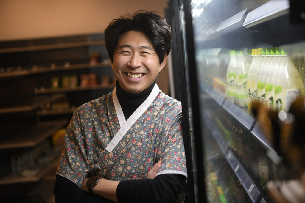 Beograd 04.04.2023. Korejski supermarket u Bulevaru Kralja Aleksandra koreanac