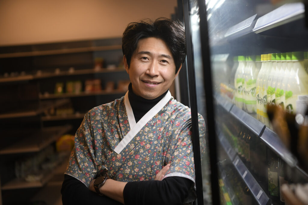 Beograd 04.04.2023. Korejski supermarket u Bulevaru Kralja Aleksandra koreanac