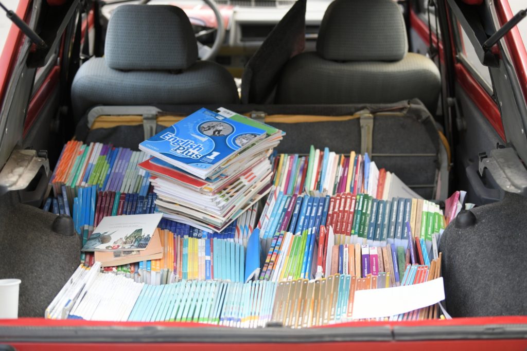 Beograd, 02.09.2021. Udžbenici, prodaja udžbenika, knjige za školu, nova školska godina, kupovina udžbenika, Kosovska Foto: Dragan Mujan/Nova.rs