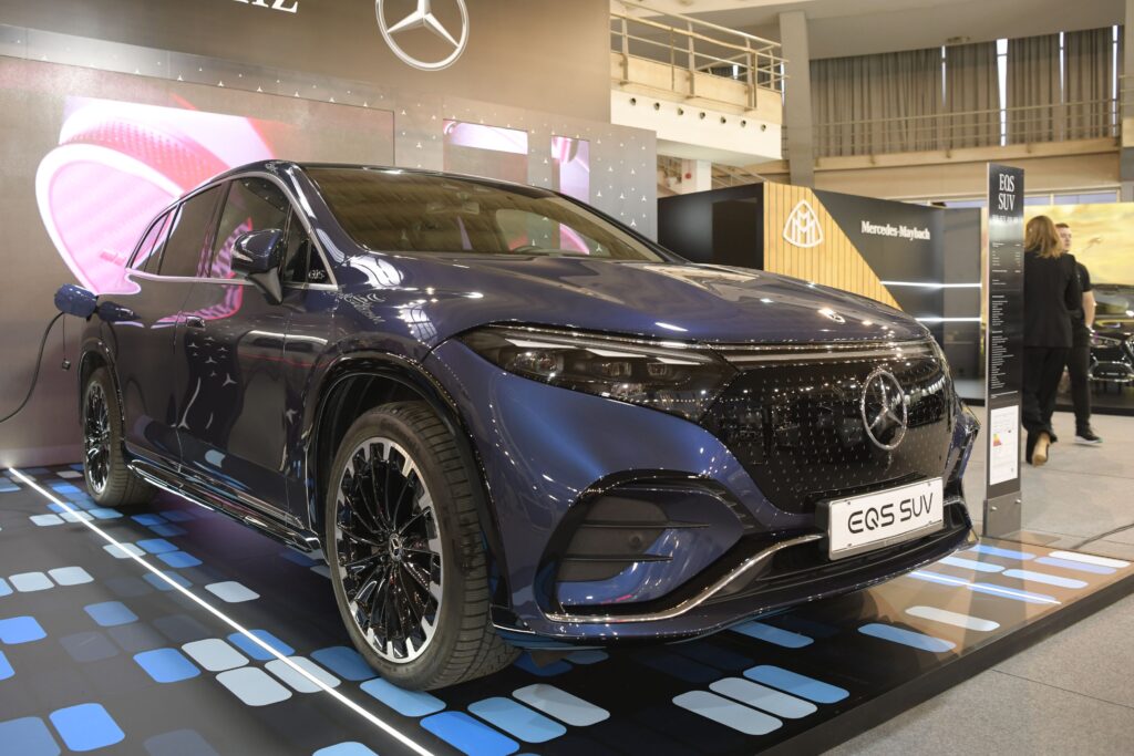 Beograd 21.03.2023. Sajam automobila. 55. Međunarodni salon automobila u Beogradu. Mercedes-Benz. Mercedes Foto: Goran Srdanov/Nova.rs