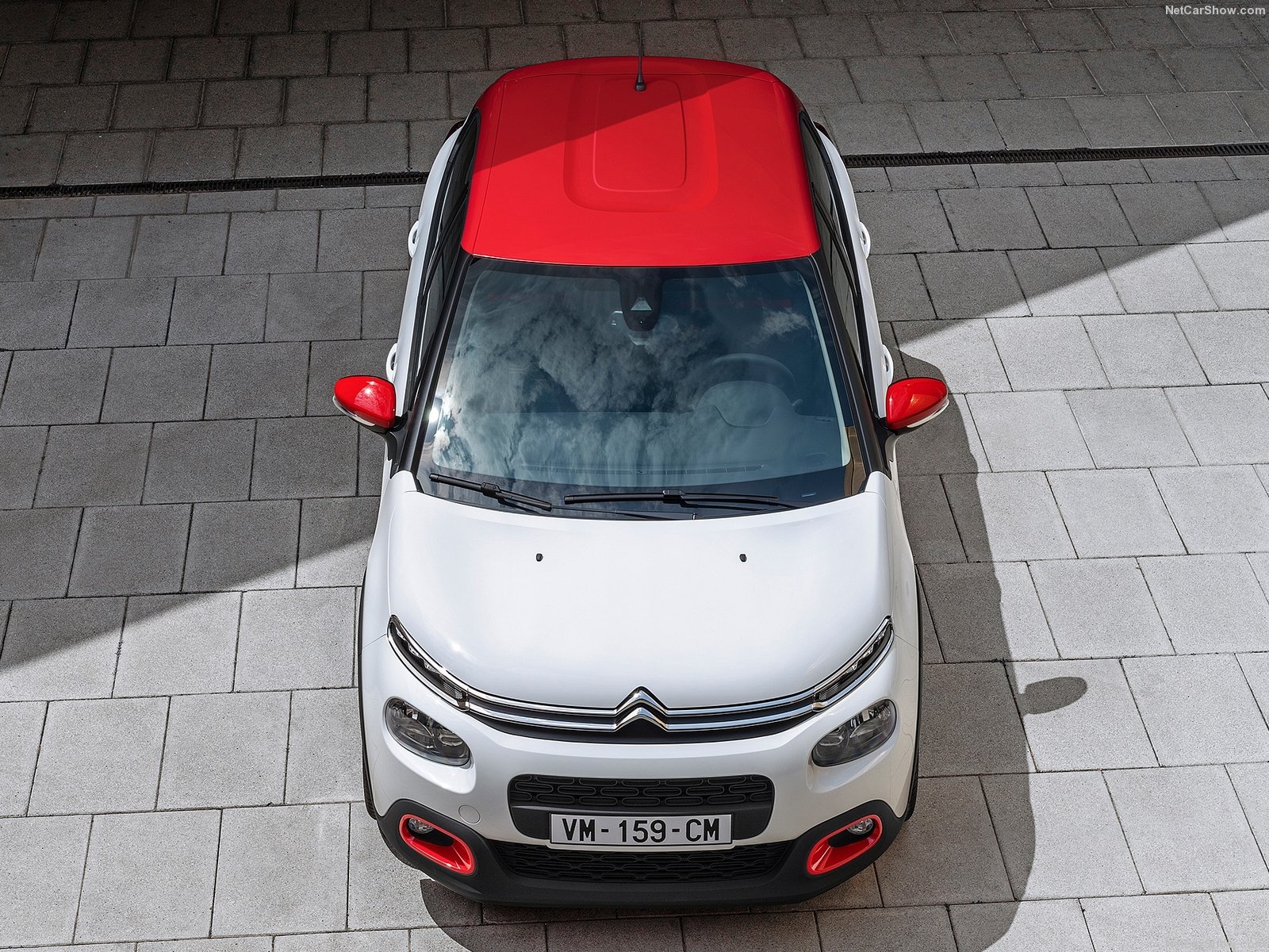 1676808284-Citroen-C3-2017-1600-10.jpg