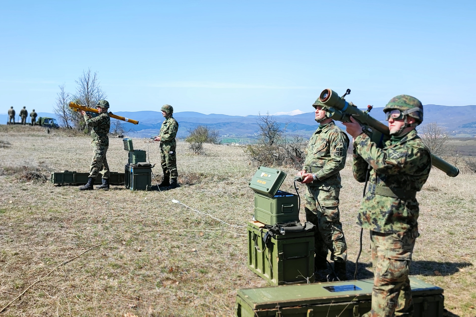 TRENAZNA GADJANJA CILJEVA U VAZDUSNOM PROSTORU