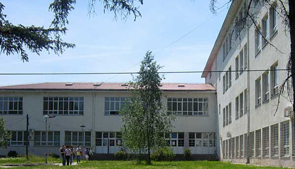 1677849210-skola011-1024x585.jpg