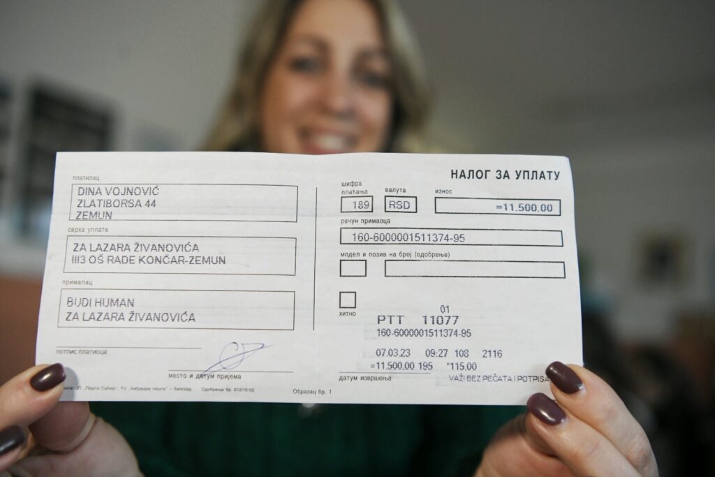 08.03.2023 OŠ Rade Končar, Zemun, učiteljica odbija osmomatrovske poklone  Dina Vojnović