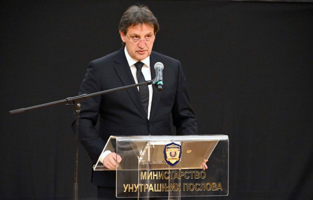 Beograd 23.03.2023. Dokumentarni film Žuta kuća, premijera. Obeležavanje 24 godine od početka NATO bombardovanja Srbije 1999. godine Bratislav Gašić Foto: MUP