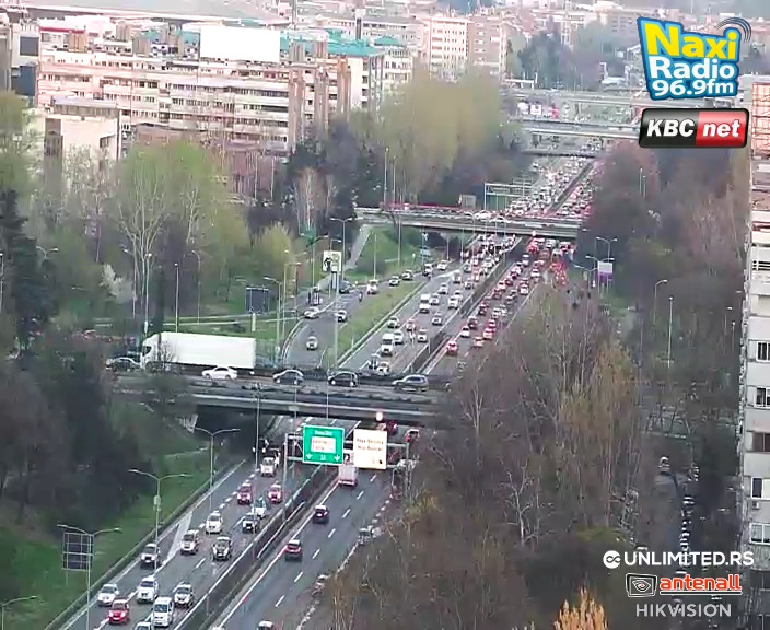 Gužva u saobraćaju, gužve, kolaps, Autoput Novi Beograd Foto: Naxi kamere