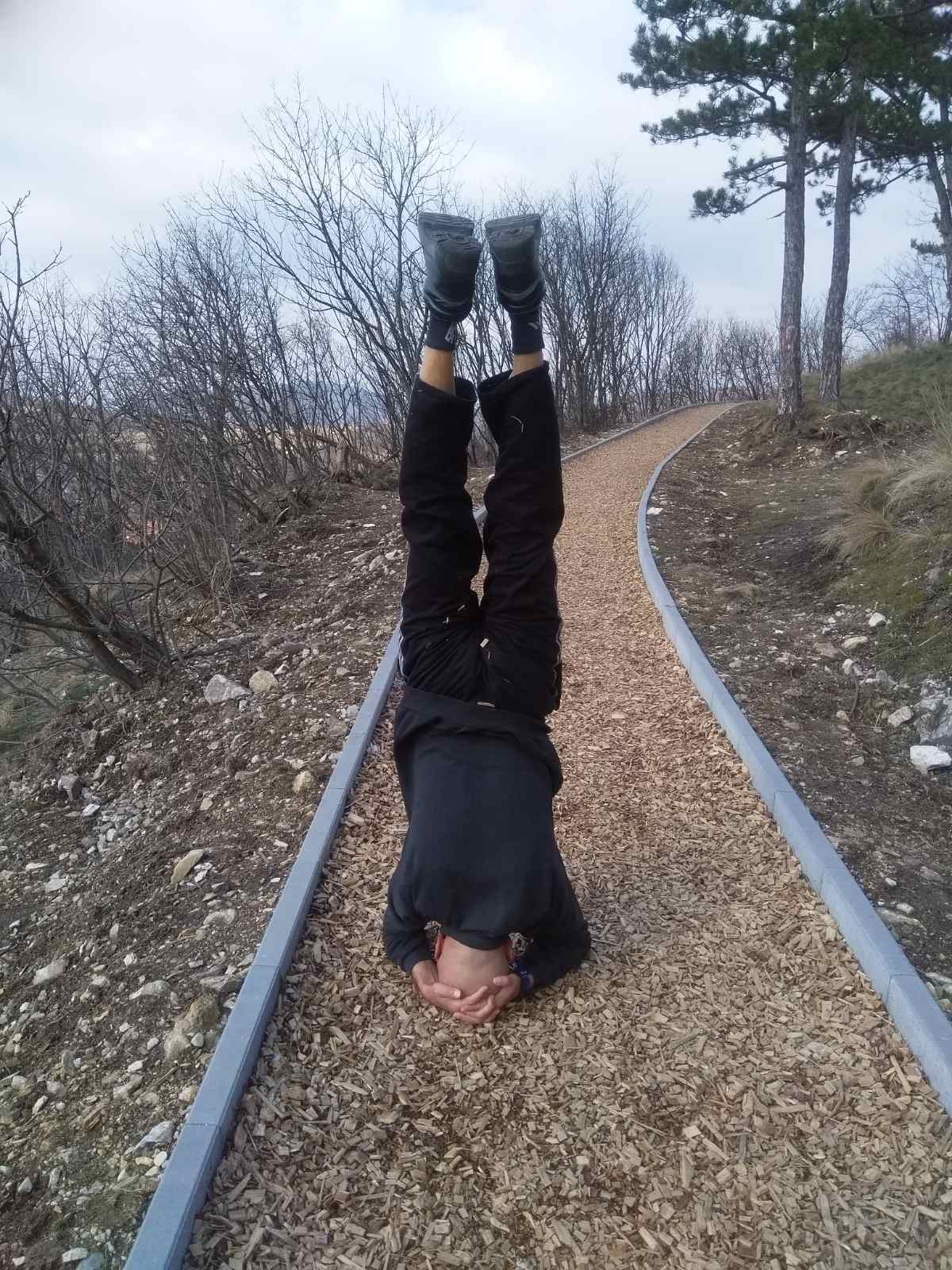 Milivoje Pantić Panta iz Prokuplja, dubi na glavi u sedamdesetoj godini.