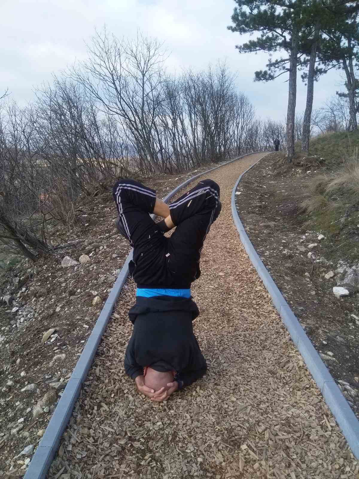 Milivoje Pantić Panta iz Prokuplja, dubi na glavi u sedamdesetoj godini.