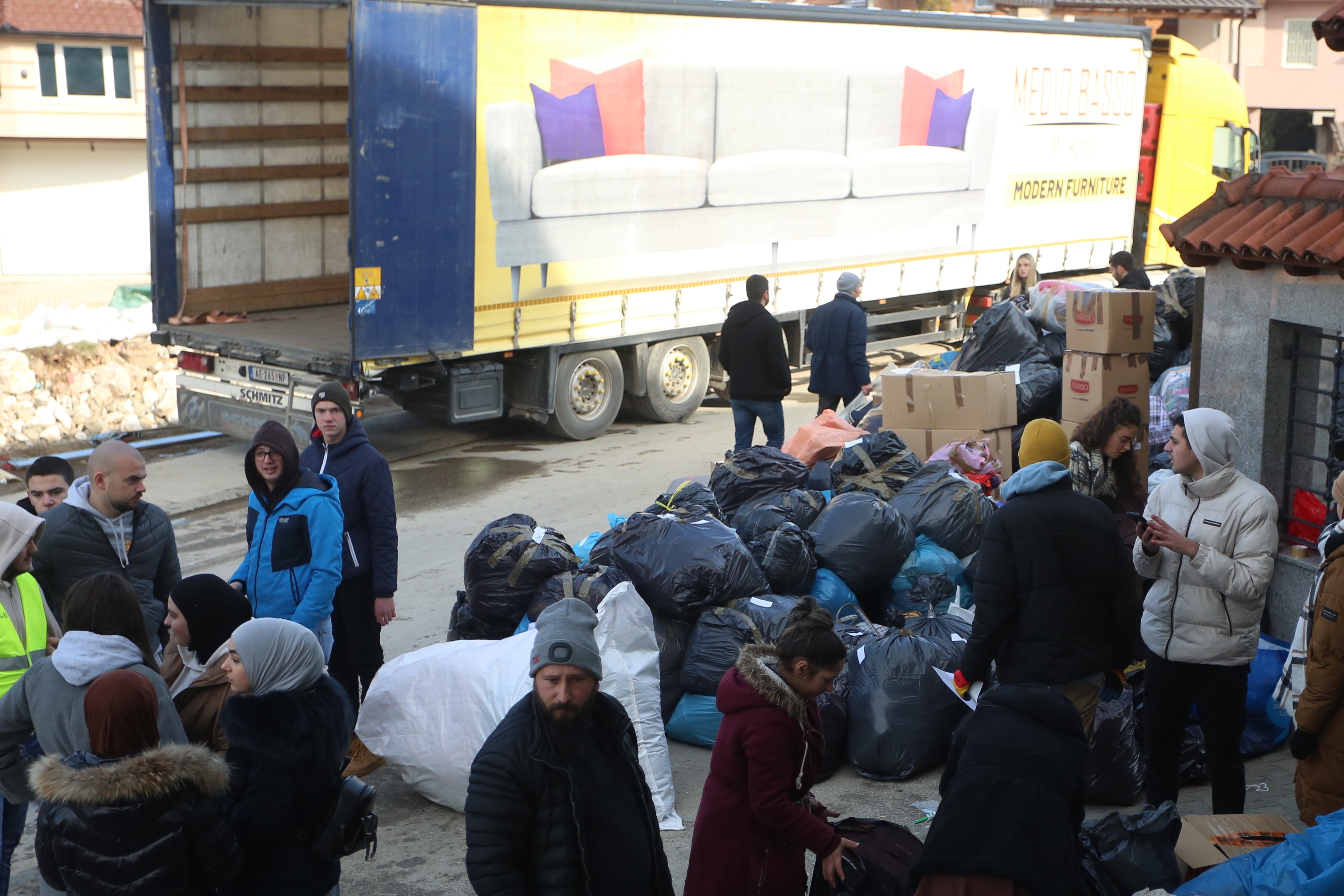 Novi Pazar na nogama, svi žele da pomognu narodu Turske
