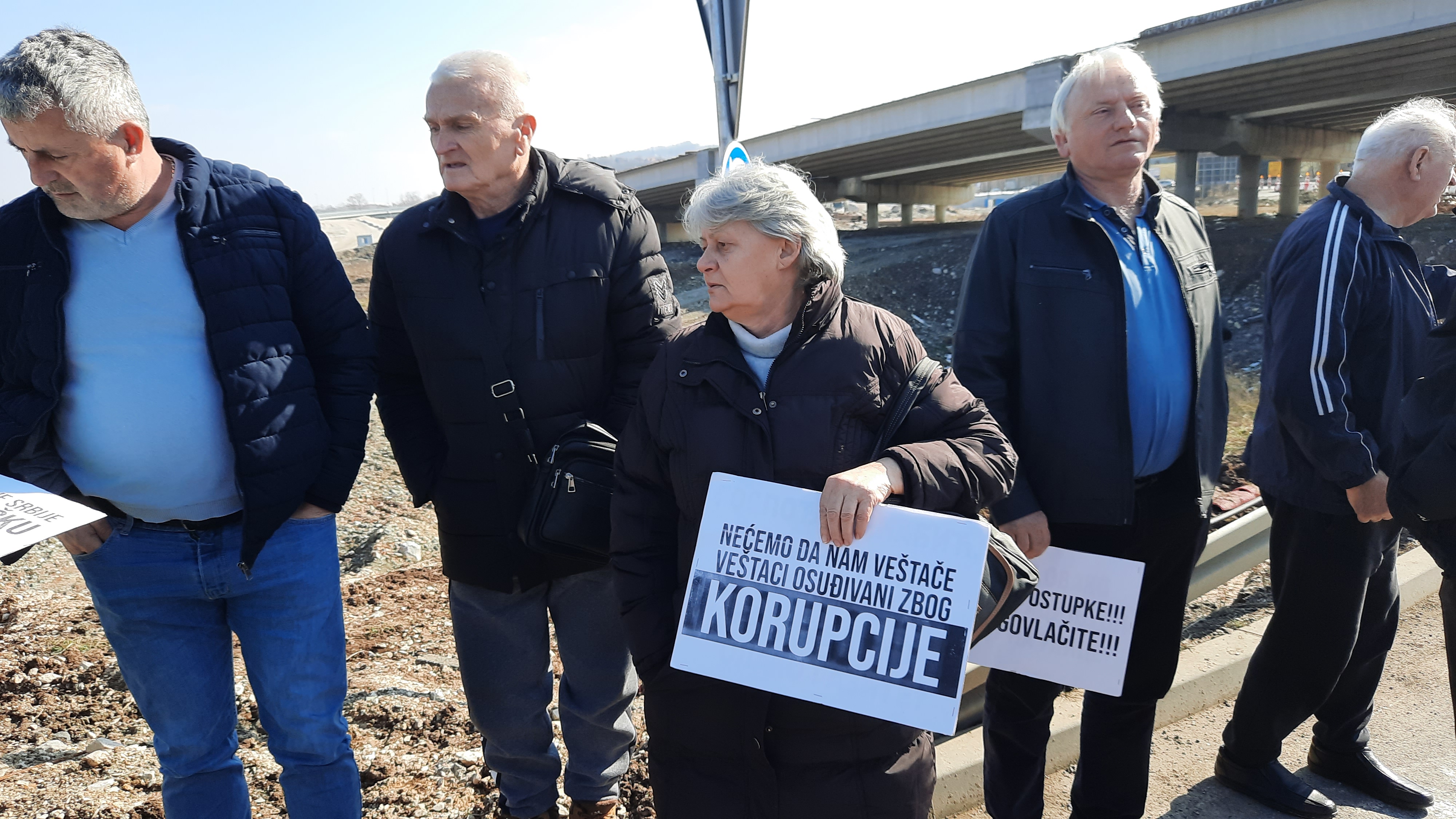 Prevareni žitelji - Pljačka nas opština, država i sud