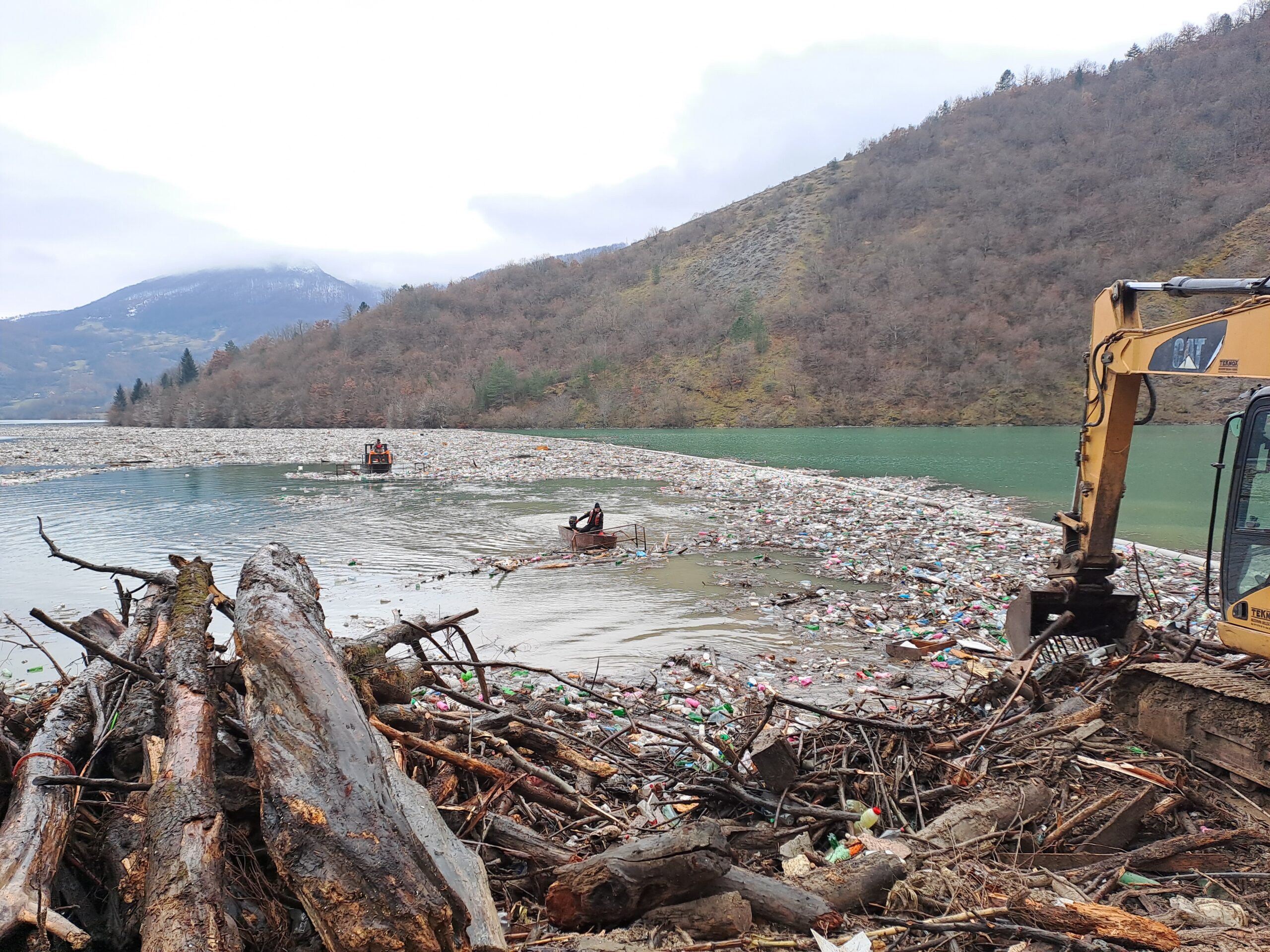 Potpećko jezero, plastika, zagađenje, Lim