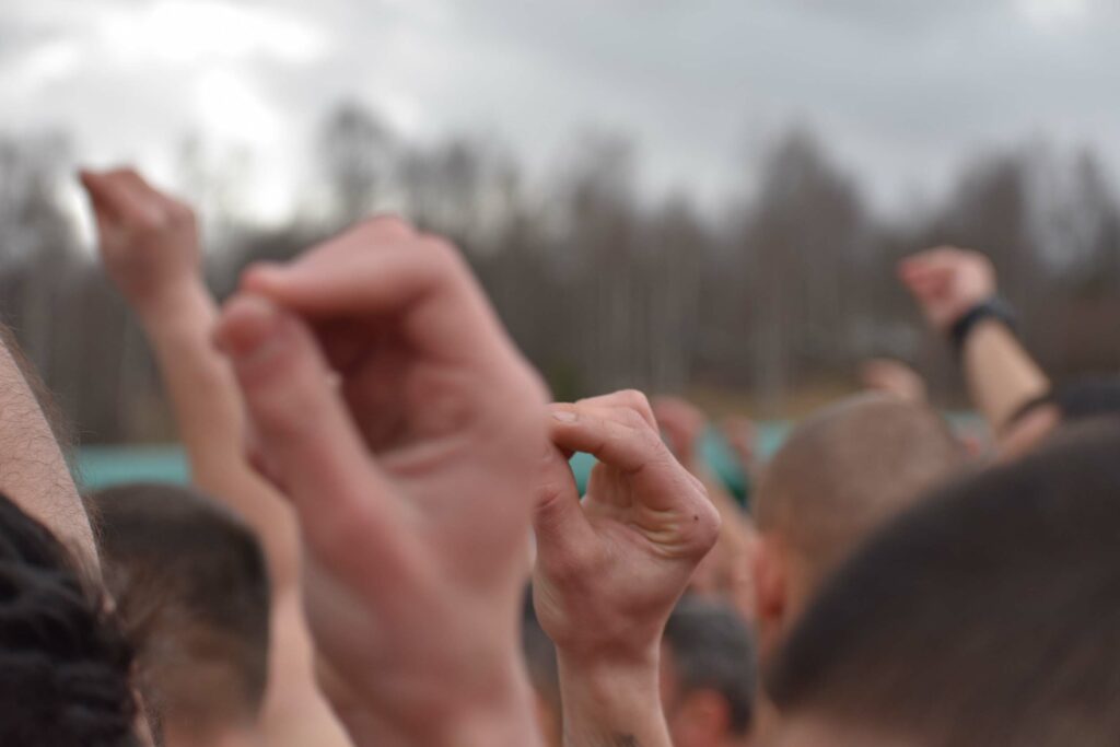 Vlasinsko jezero Bogojavljenje, plivanje za Časni krst na Bogojavljenje, hrišćanski praznik