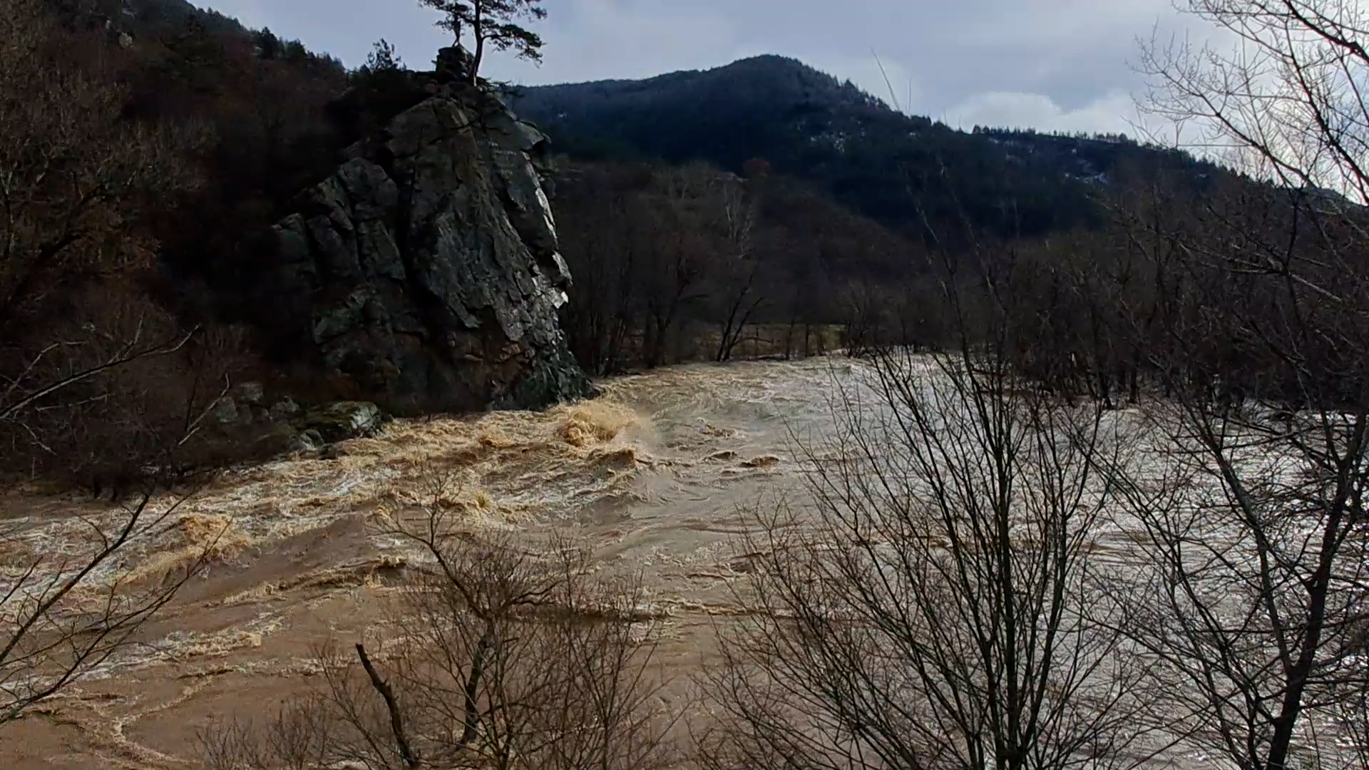 Vrh poplavnog talasa stiže do Kraljeva_DS
