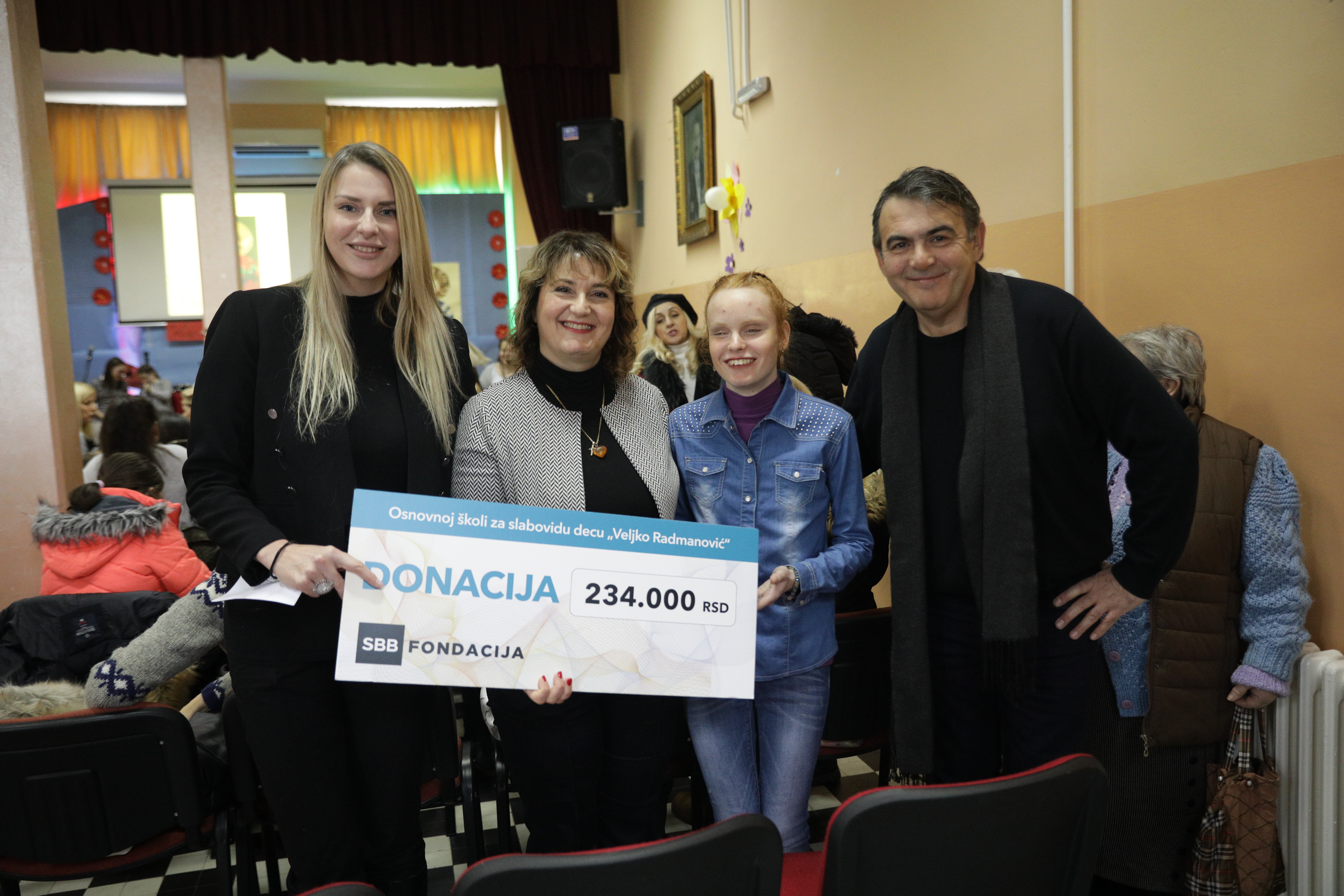 Saopštenje za medije - SBB fondacija donirala novac školi u Zemunu