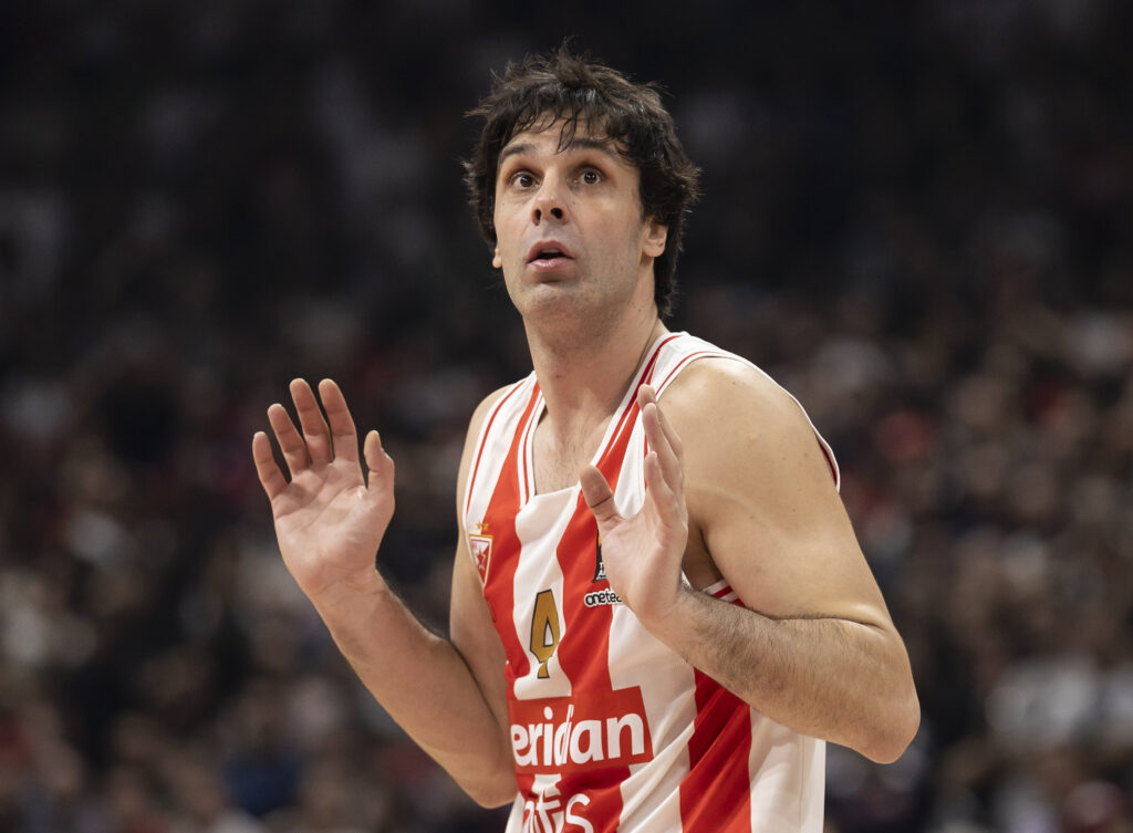 during the 2023/2024 Turkish Airlines EuroLeague match between Crvena Zvezda and Anadolu Efes at Stark Arena on December 01, 2023 in Belgrade, Serbia. (Photo by Srdjan Stevanovic/Starsport.rs ©)