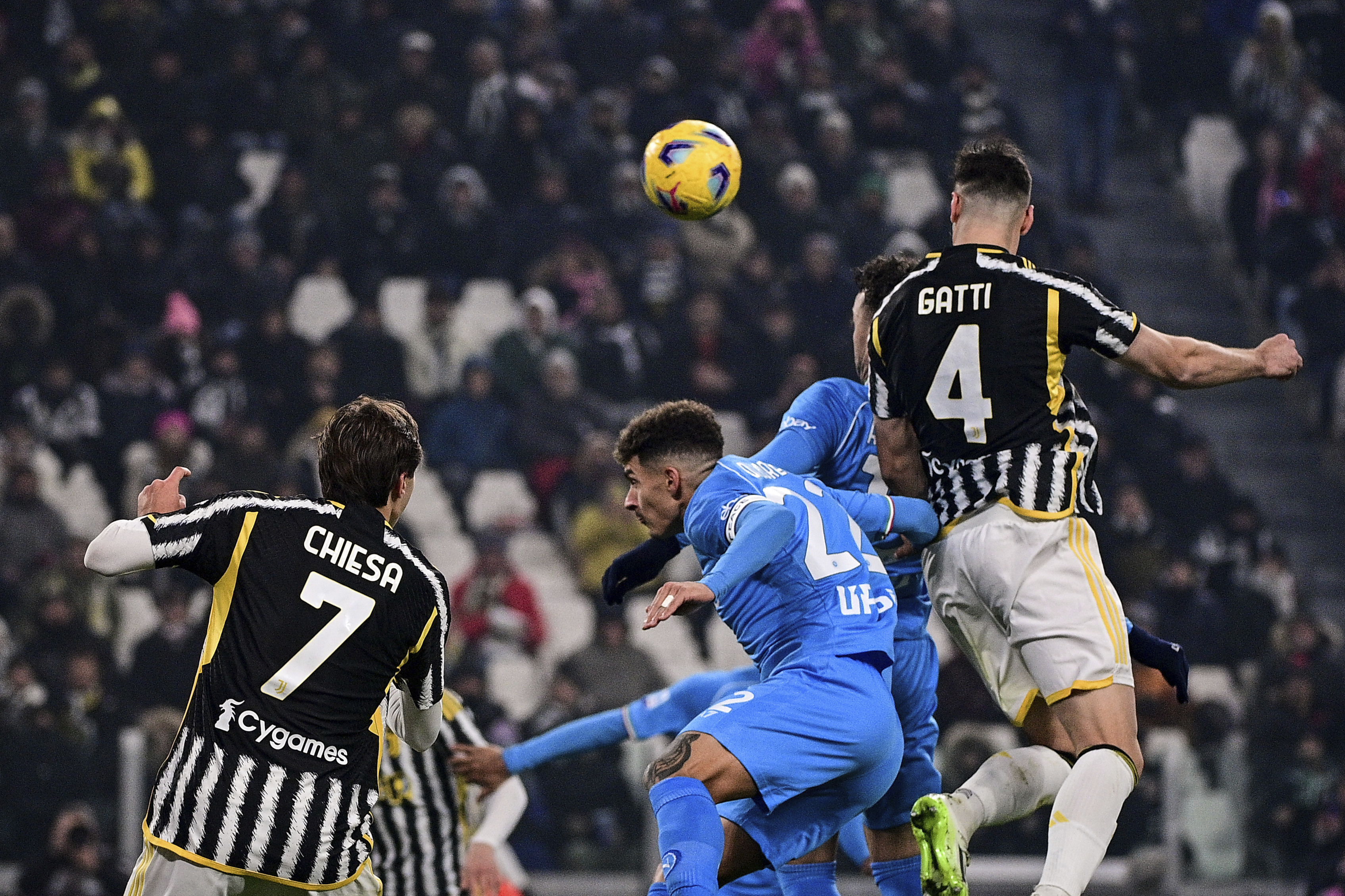 Juventus' Federico Gatti, right, scores during the Serie A soccer match between Juventus and Napoli, at the Allianz stadium in Turin, Italy, Friday, Dec. 8, 2023. (Marco Alpozzi/LaPresse via AP)