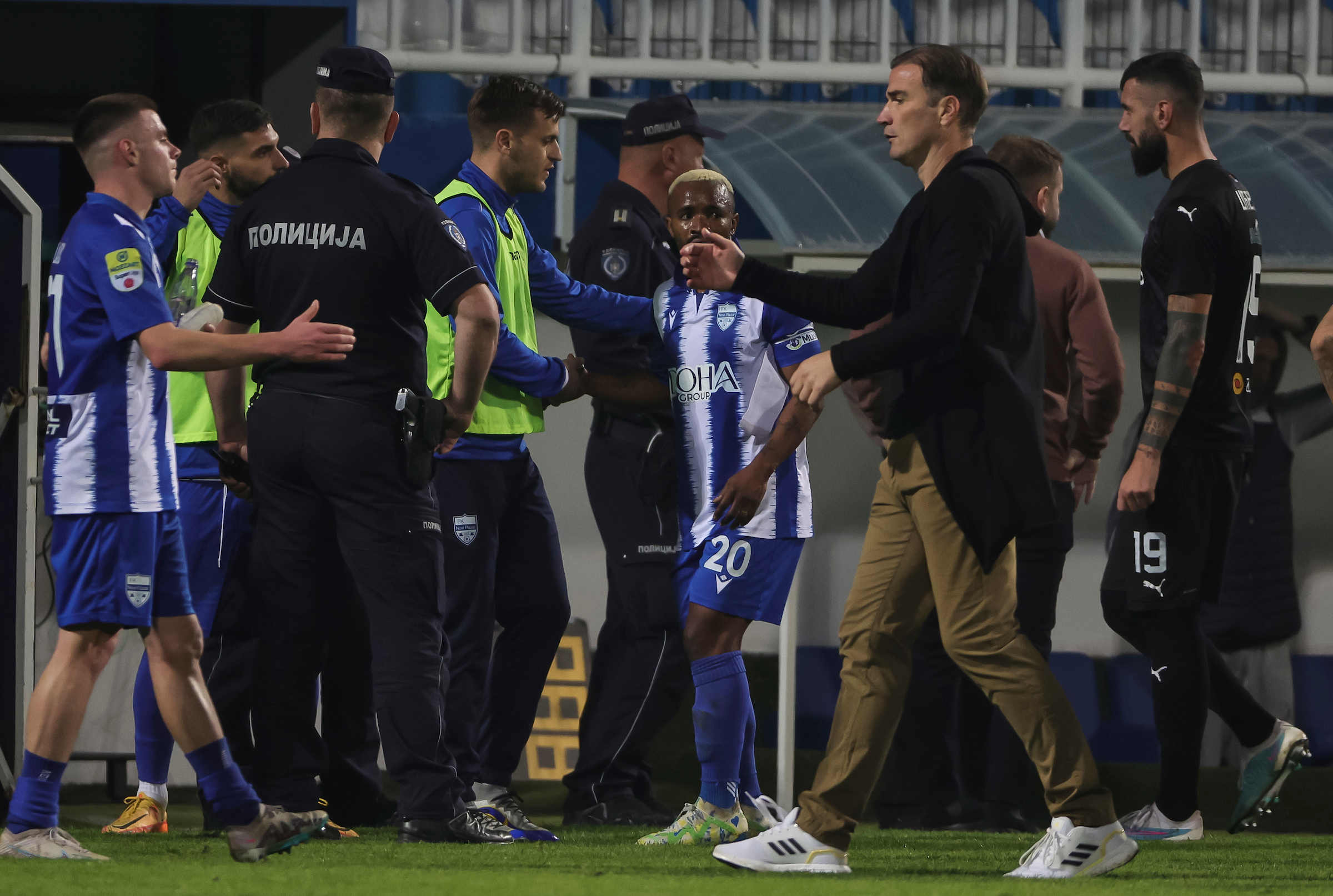 head coach Sinisa Dobrasinovic during the Mozzart Super Liga 2023/2024 match between Novi Pazar and Partizan at stadium Vozdovac on November 06, 2023 in Novi Pazar, Serbia. (Photo by Srdjan Stevanovic/Starsport.rs ©)