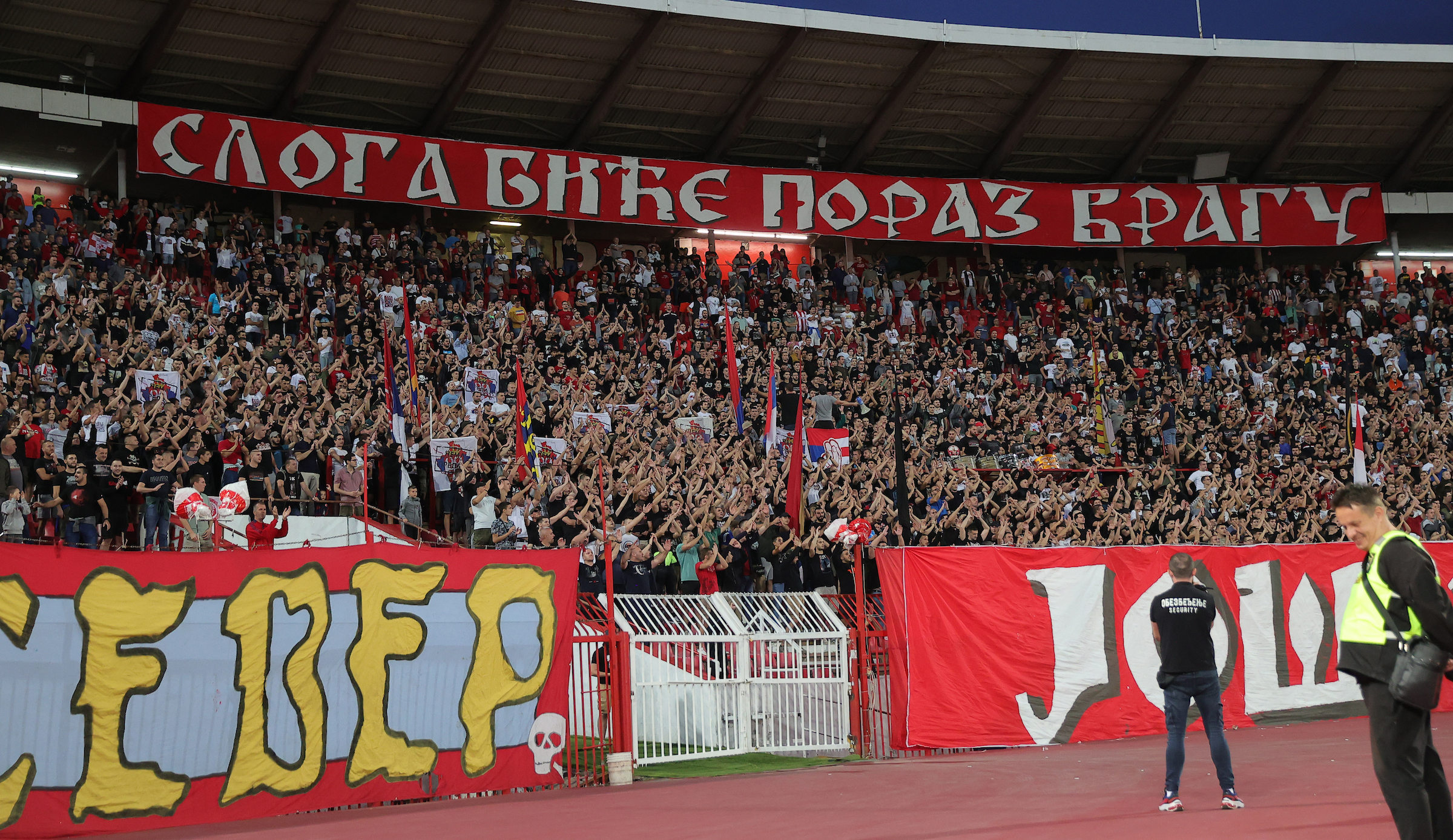 navijaci delije sever kosovo Crvena Zvezda - Radnicki Nis, Superliga Srbije, Beograd, Srbija, 30.9.2023.
photo: Pedja Milosavljevic/STARSPORT/2023