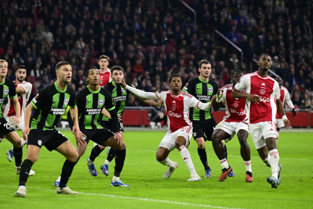 epa10967199 Players of both teams in action during the UEFA Europa League Group B match between AFC Ajax Amsterdam and Brighton &amp; Hove Albion FC, in Amsterdam, Netherlands, 09 November 2023.  EPA-EFE/Olaf Kraak