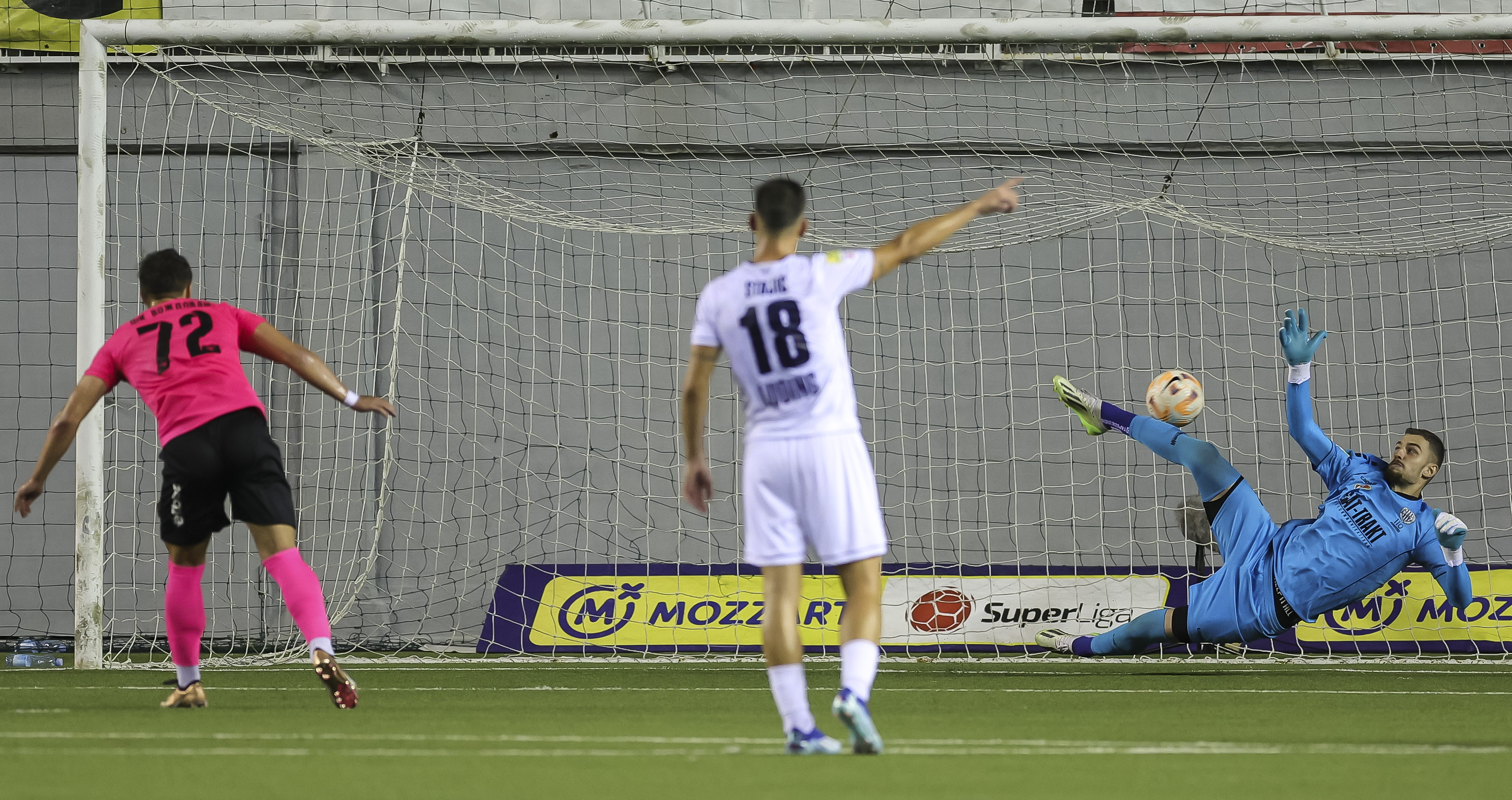 during the Mozzart Super Liga 2023/2024 match between Vozdovac and TSC Backa Topola at stadium Vozdovac on October 21, 2023 in Novi Sad, Serbia. (Photo by Srdjan Stevanovic/Starsport.rs ©)