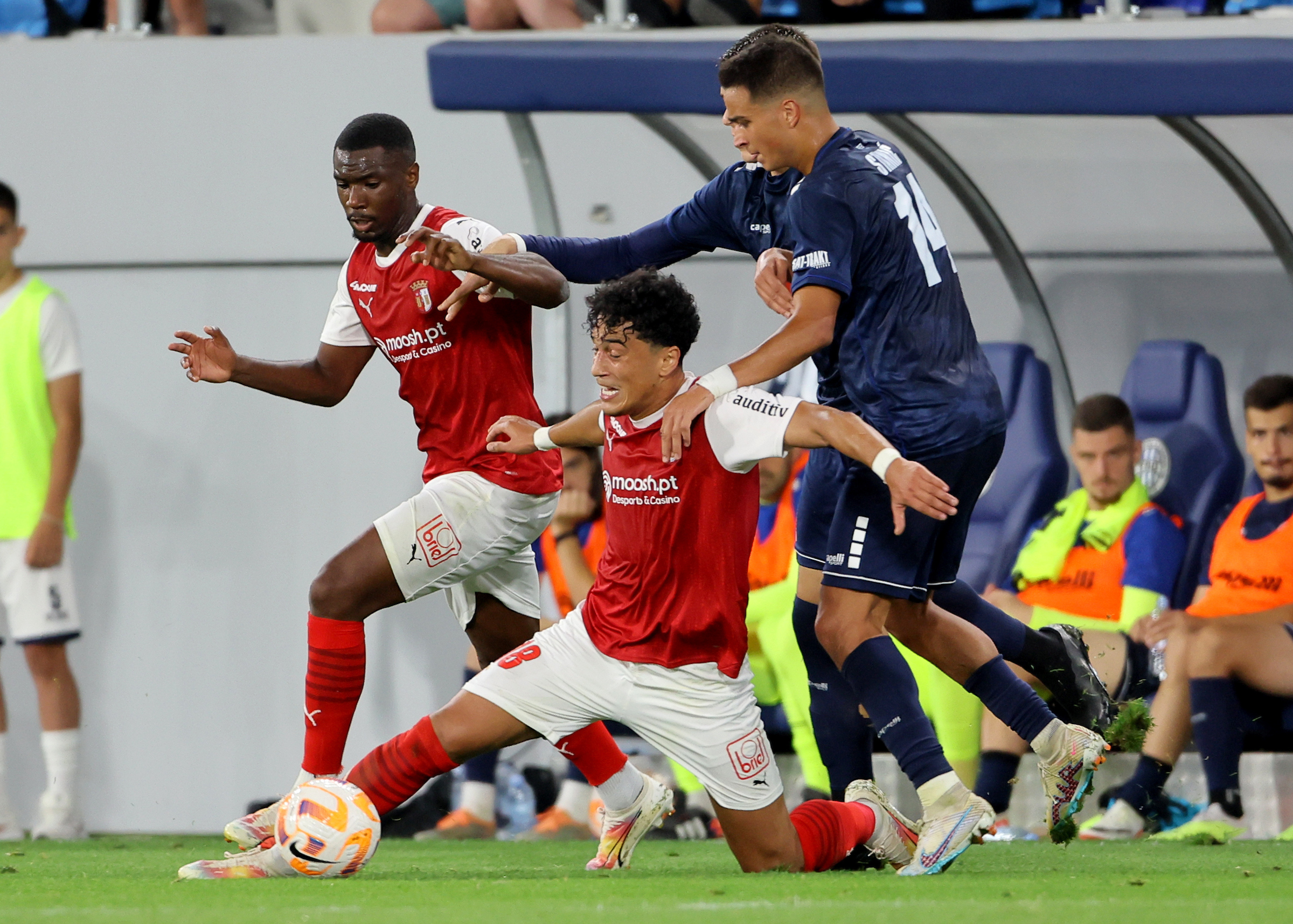 Braga's Vitor Carvalho in action during UEFA Champions League third qualifying round, 2nd leg football match between TSC and Braga in Backa Topola, Serbia, on 15. Aug 2023.
foto: Pedja Milosavljevic/STARSPORT/®©