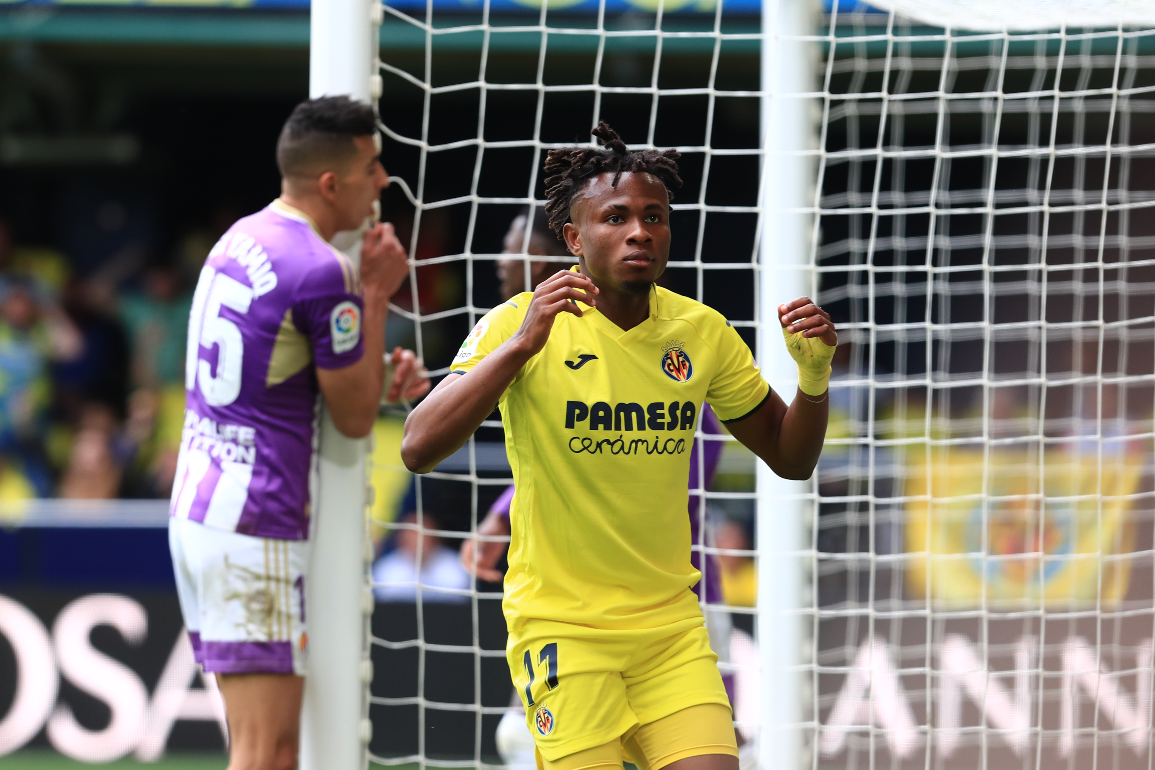 epa10573612 Villarreal's Samu Chukwueze reacts during the LaLiga soccer match between Real Valladolid and Villarreal, in La Ceramica stadium, Villarreal, Castellon, Valencia, Spain, 15 April 2023.  EPA-EFE/Domenech Castello
