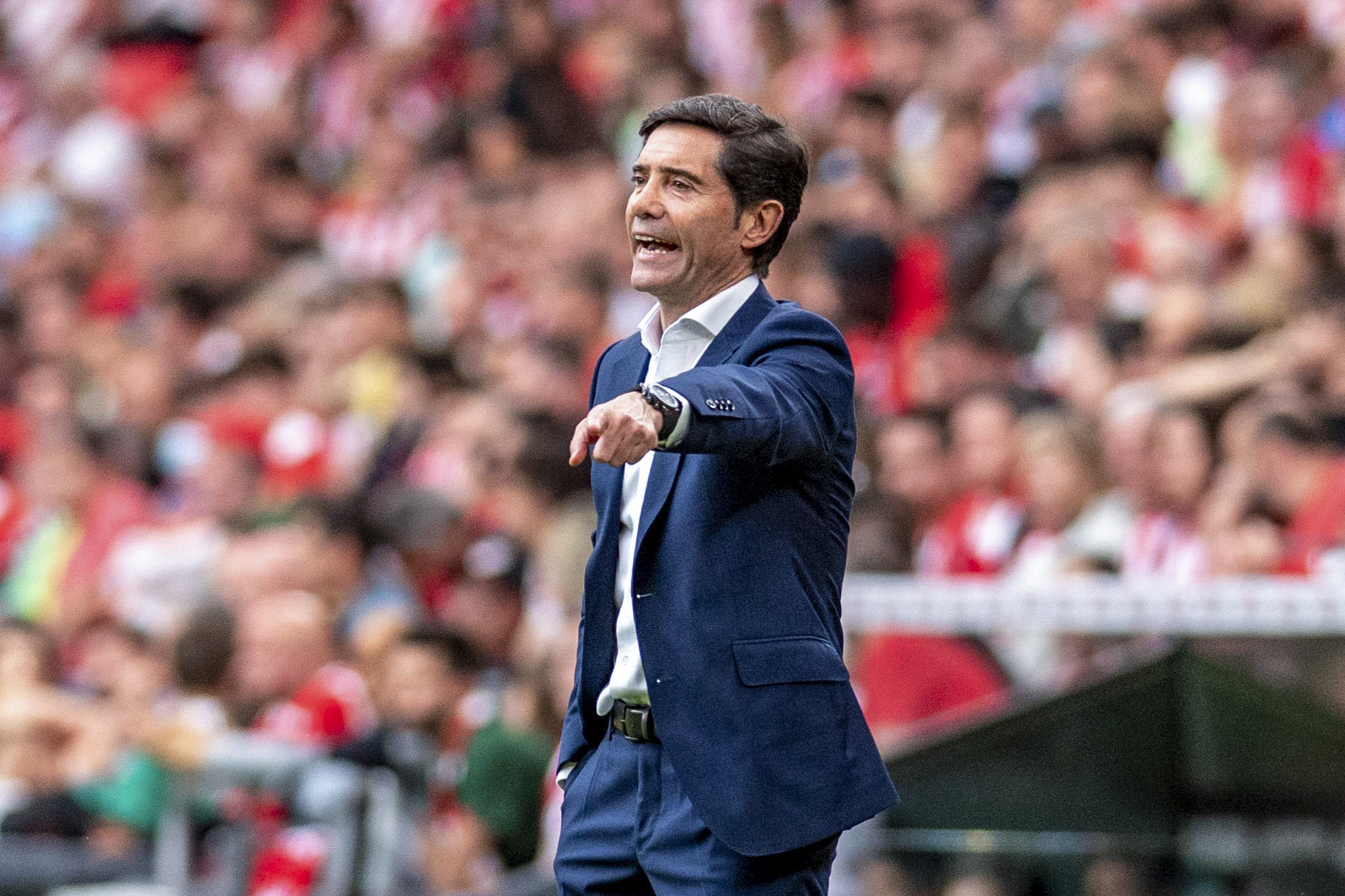 epa09949649 Athletic's head coach Marcelino Garcia Toral reacts during the Spanish LaLiga soccer match between Athletic Bilbao and CA Osasuna in Bilbao, Spain, 15 May 2022.  EPA-EFE/Javier Zorrilla
