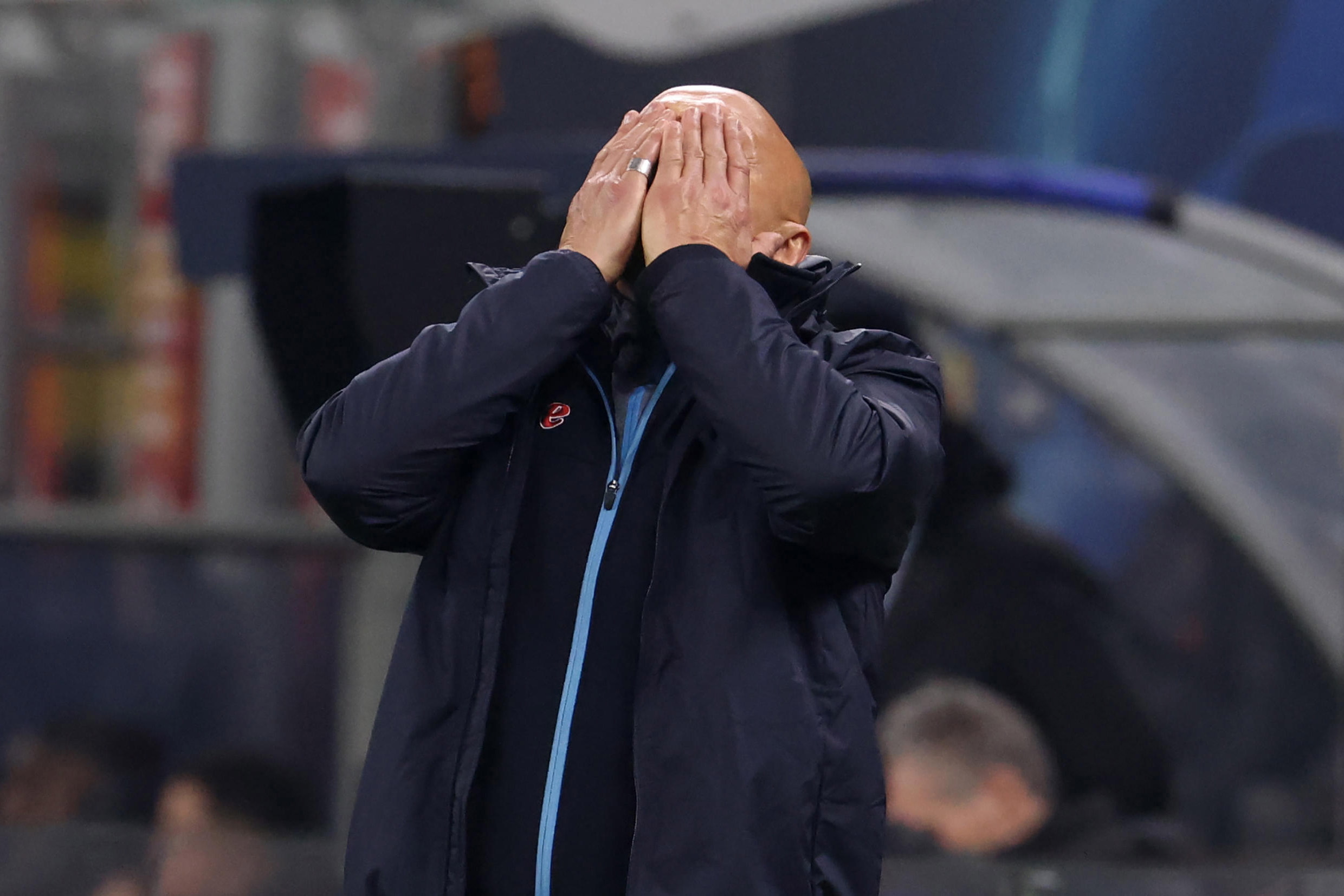 epa10570167 Napolis coach Luciano Spalletti reacts during the UEFA Champions League quarter-final first leg match between AC Milan and SSC Napoli at Giuseppe Meazza Stadium in Milan, Italy, 12 April 2023.  EPA-EFE/MATTEO BAZZI