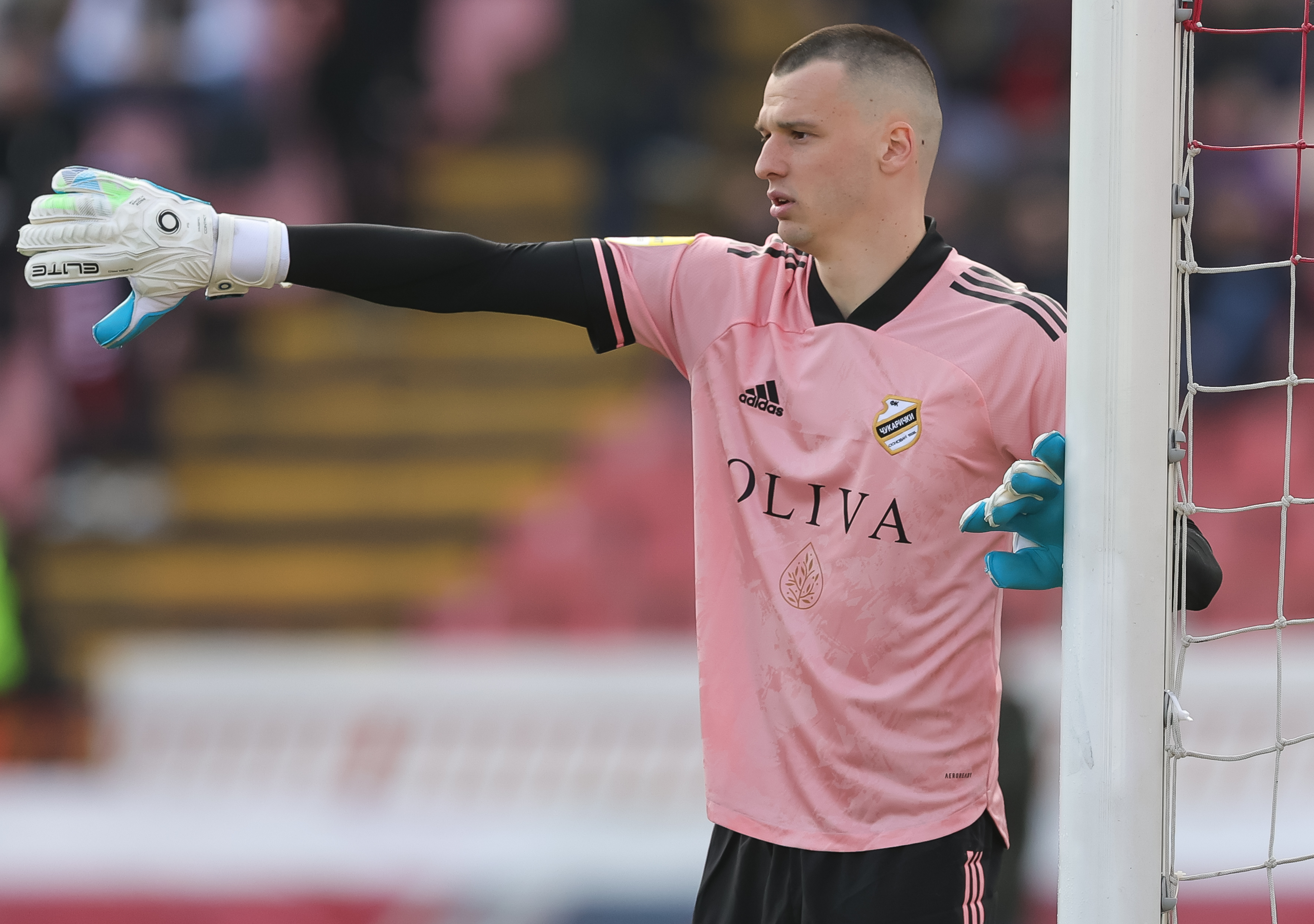 goalkeeper Novak Micovic during the Mozzart Super Liga match between Crvena Zvezda and FK Cukaricki at stadium Rajko Mitic (Marakana) on February 18, 2022 in Belgrade, Serbia. (Photo by Srdjan Stevanovic/Starsport.rs ©)